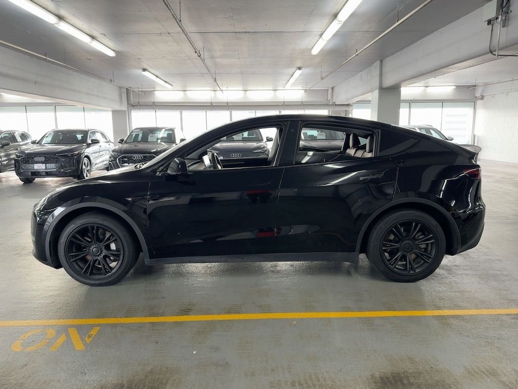 Used 2022 Tesla Model Y Long Range SUV