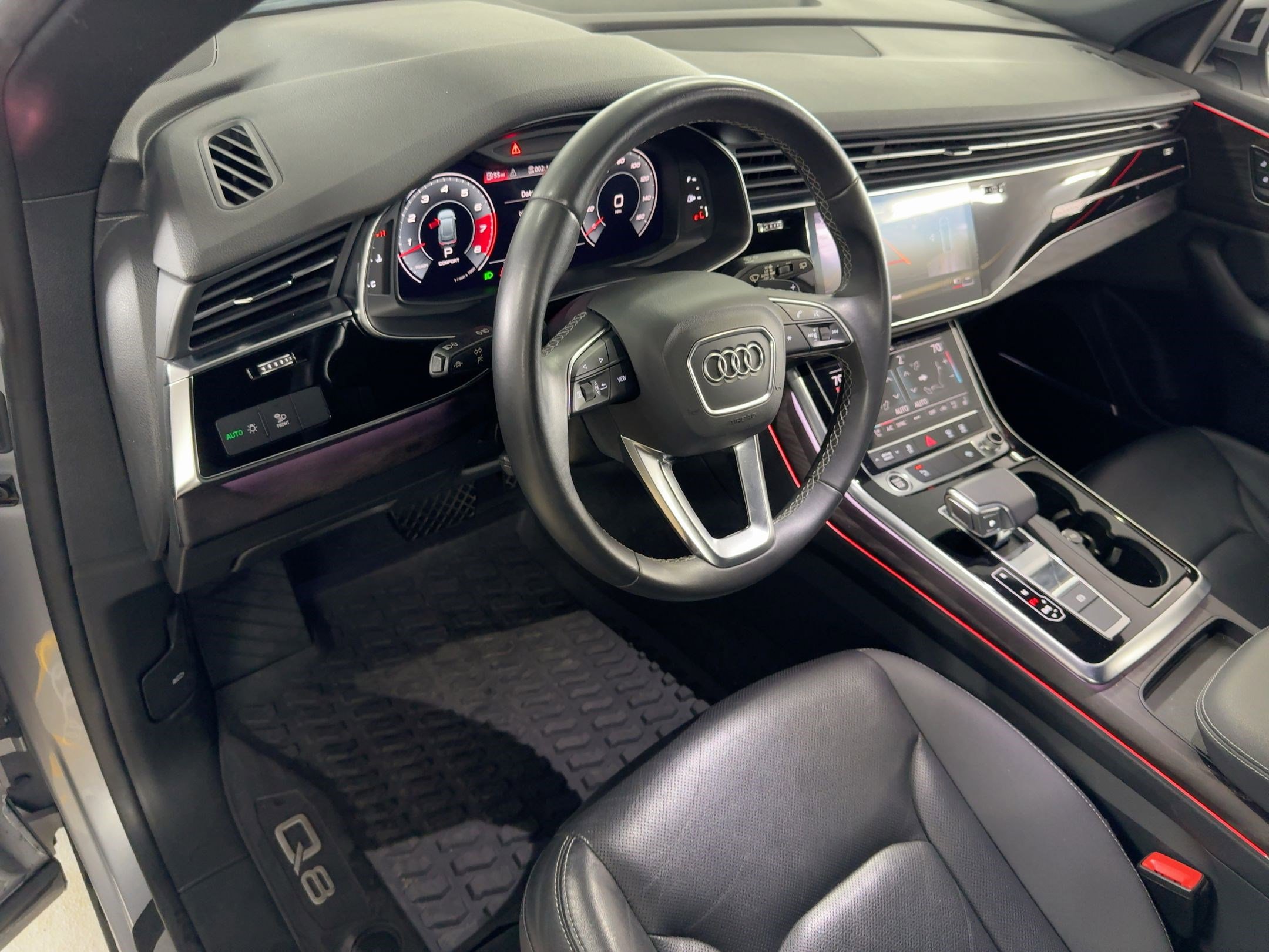 2021 Audi Q8 Premium Plus photo 3