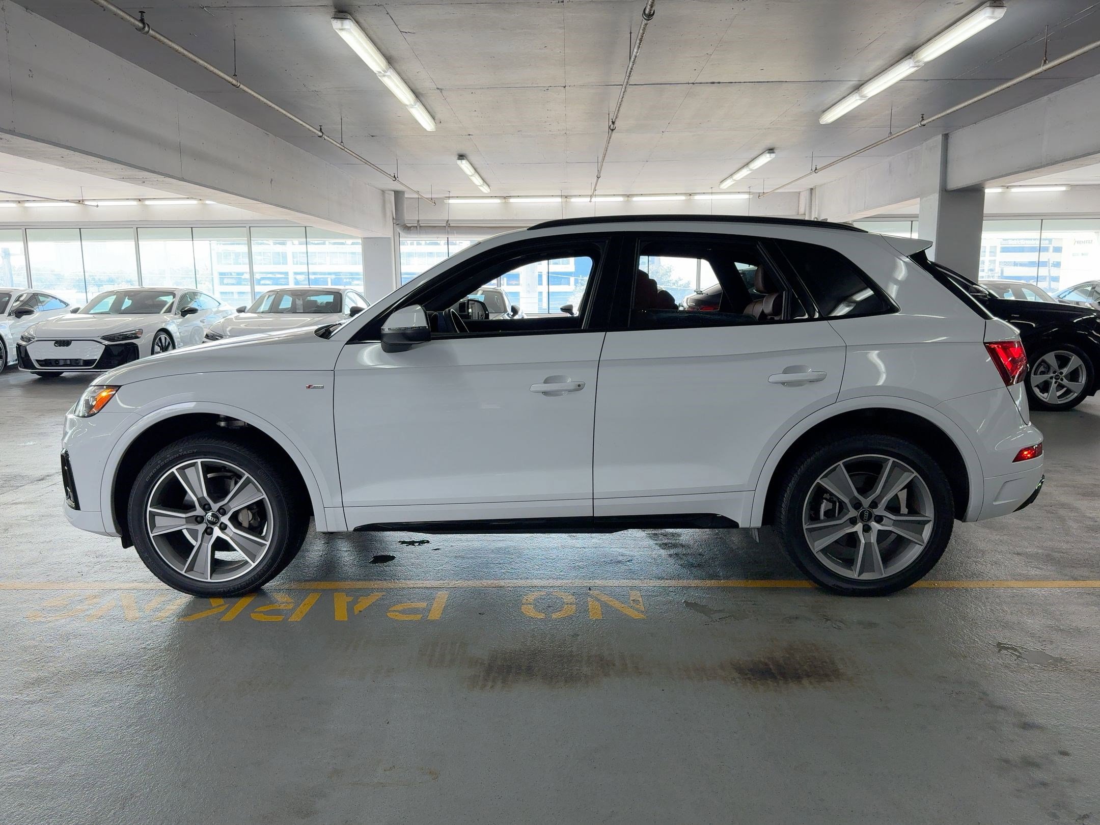 2025 Audi Q5 S line Premium photo 2