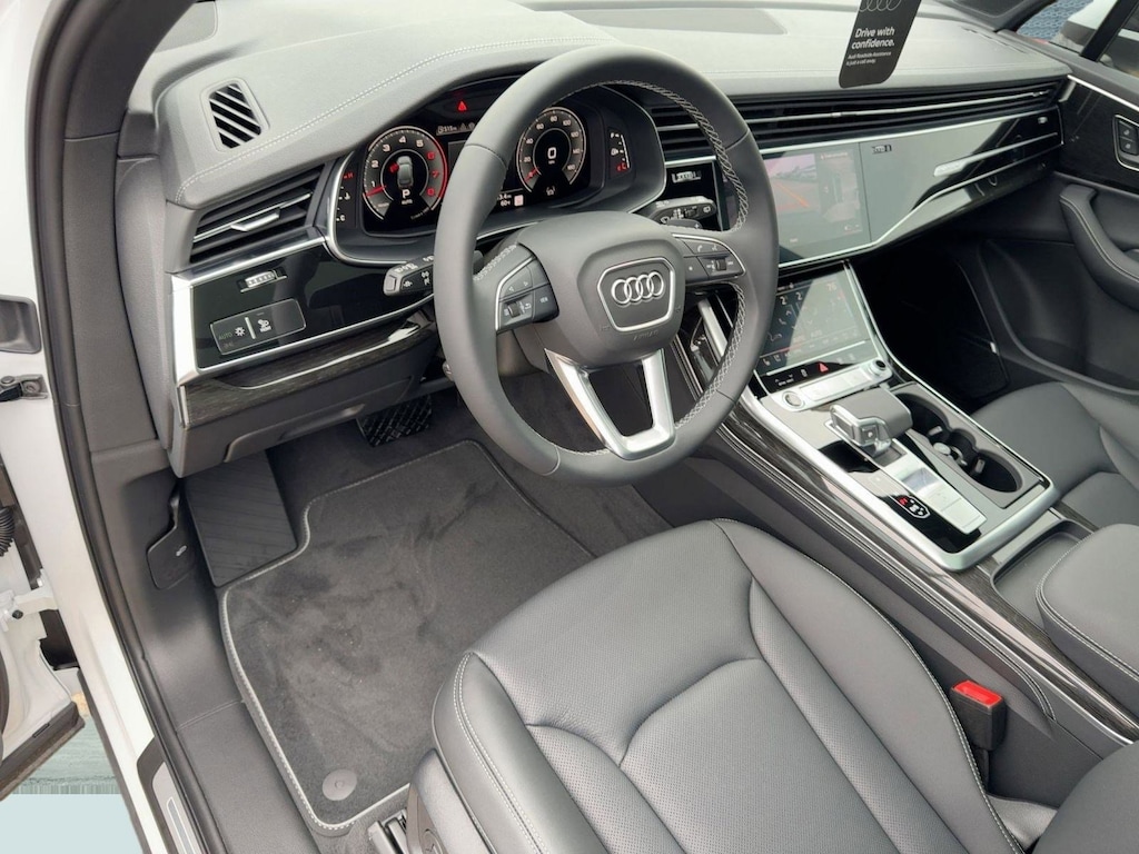 New 2026 Audi Q7 55 Premium Plus SUV