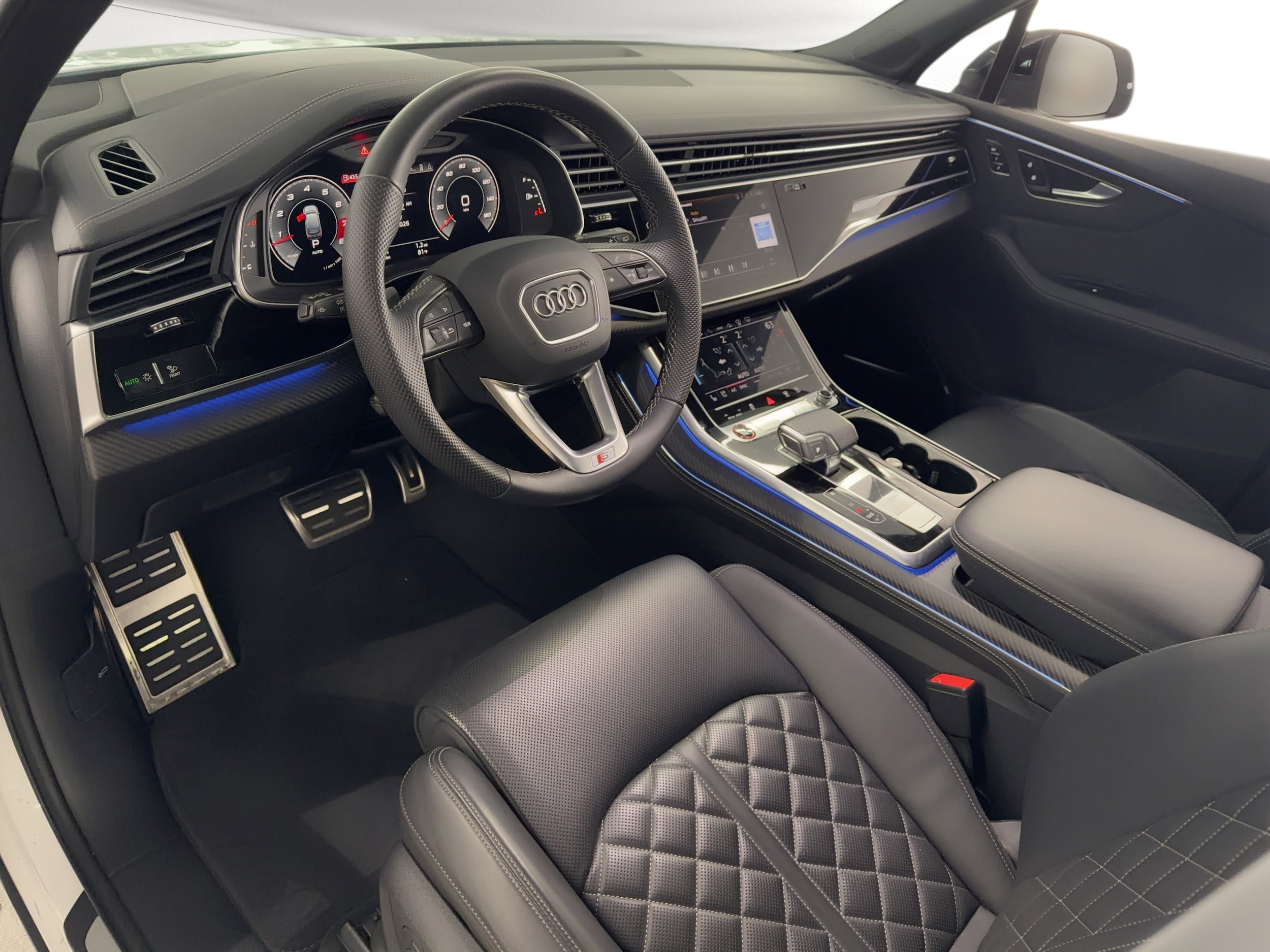 SQ7 Prestige SUV