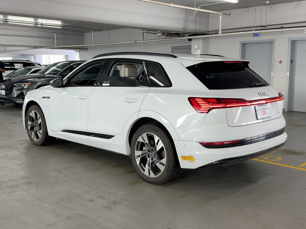 Used 2022 Audi e-tron Premium SUV