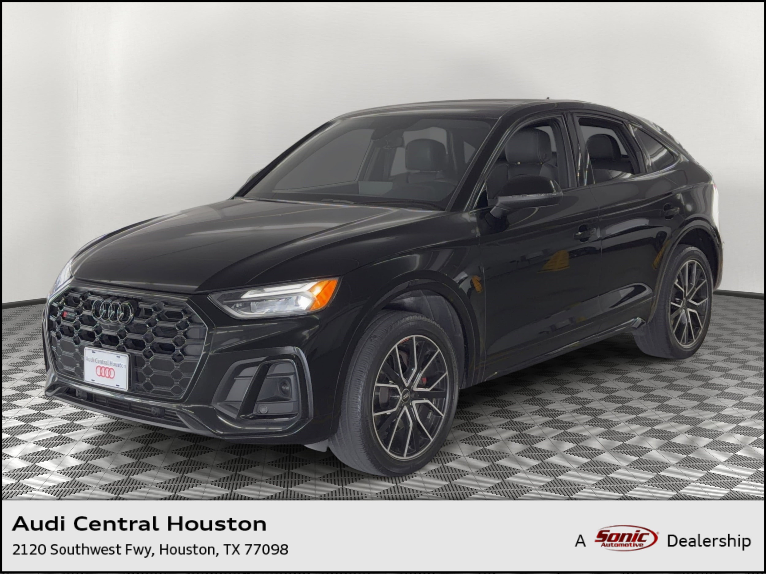 2023 Audi SQ5 Sportback Premium Plus's photo