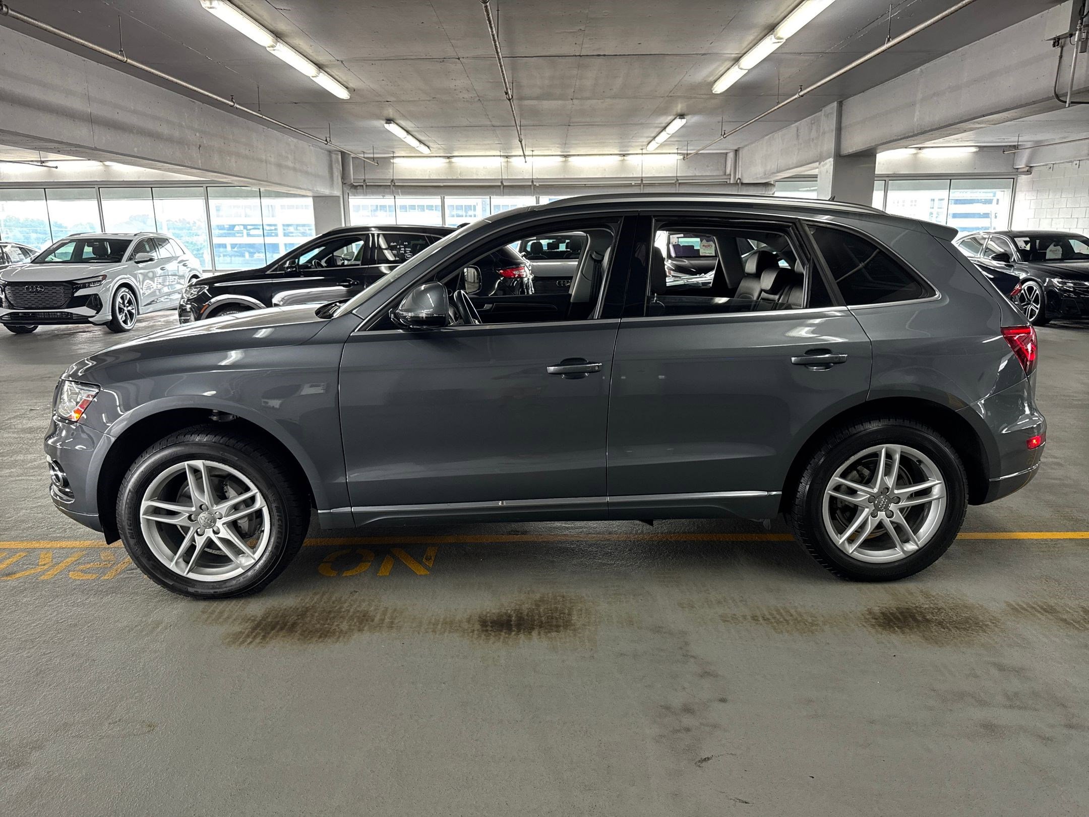 2016 Audi Q5 Premium Plus photo 2