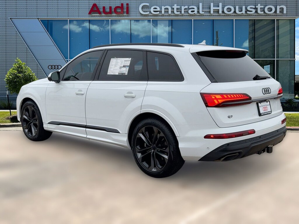 New 2026 Audi Q7 55 Premium Plus SUV