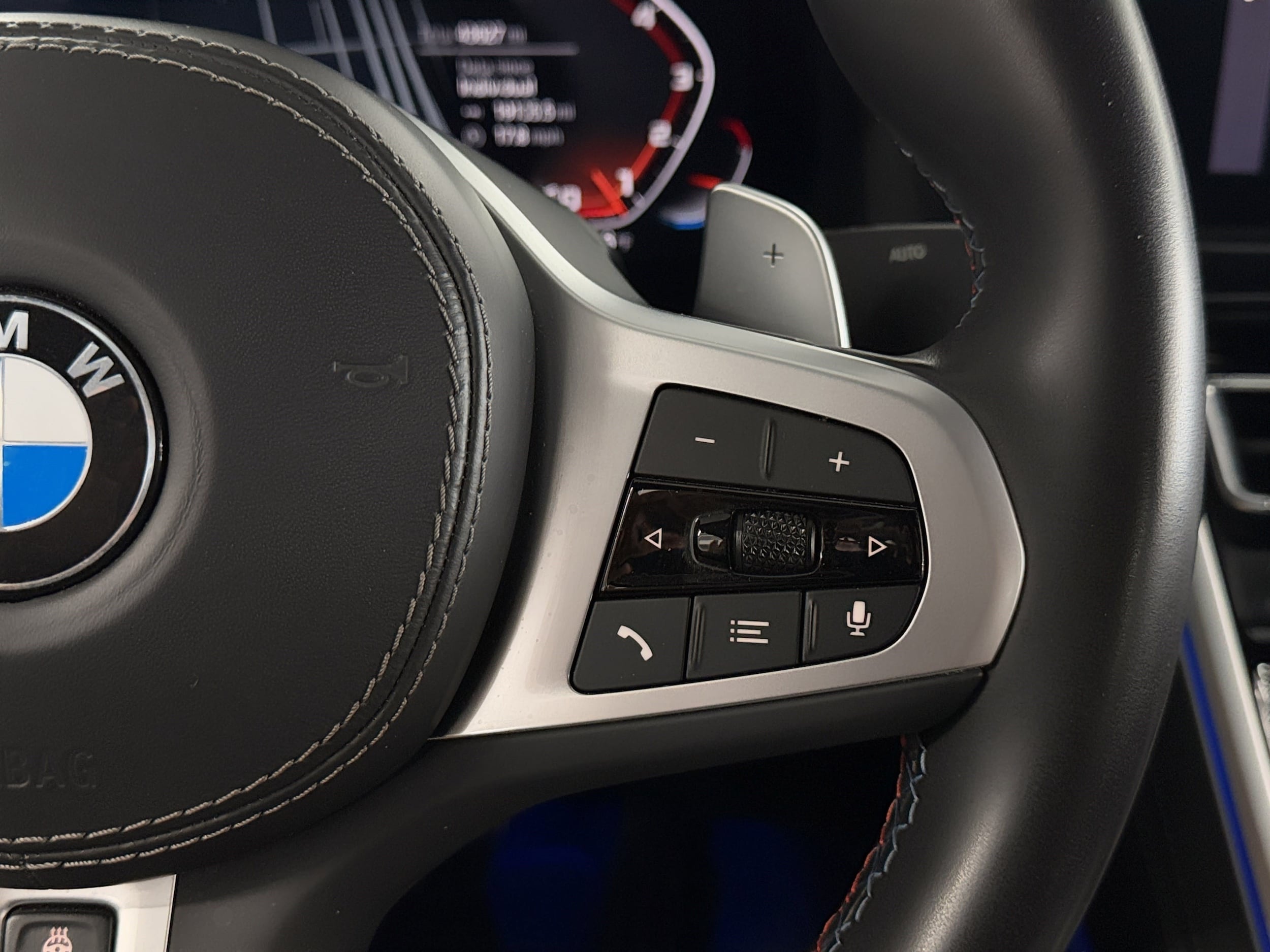 2023 BMW 8 Series M850i - Photo 22