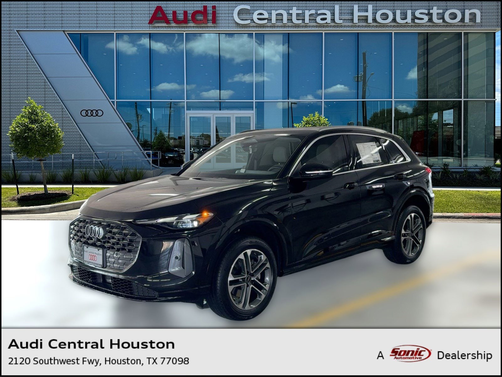 2025 Audi New Q5 Premium's photo