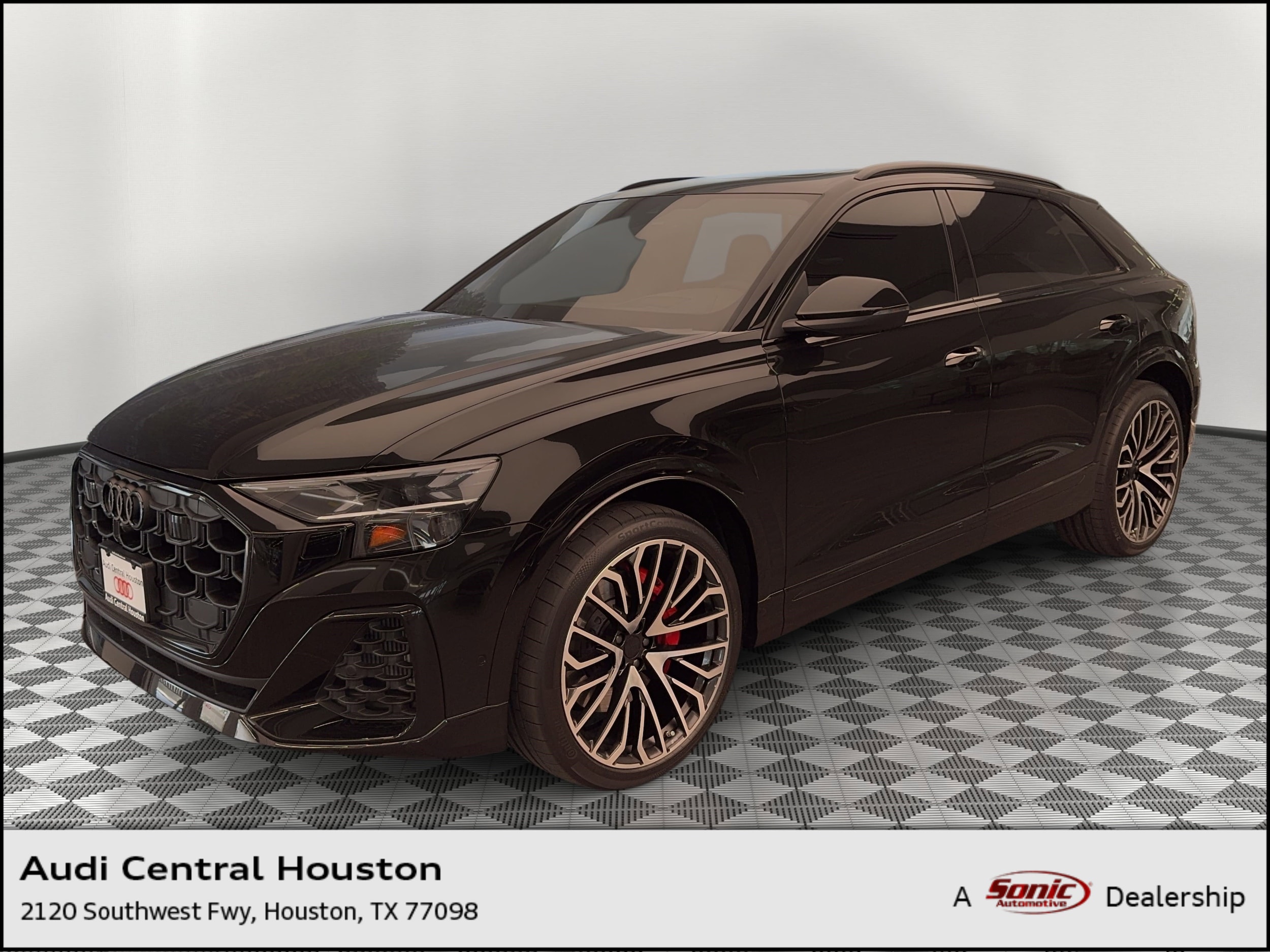 2026 Audi SQ8 Prestige quattro's photo