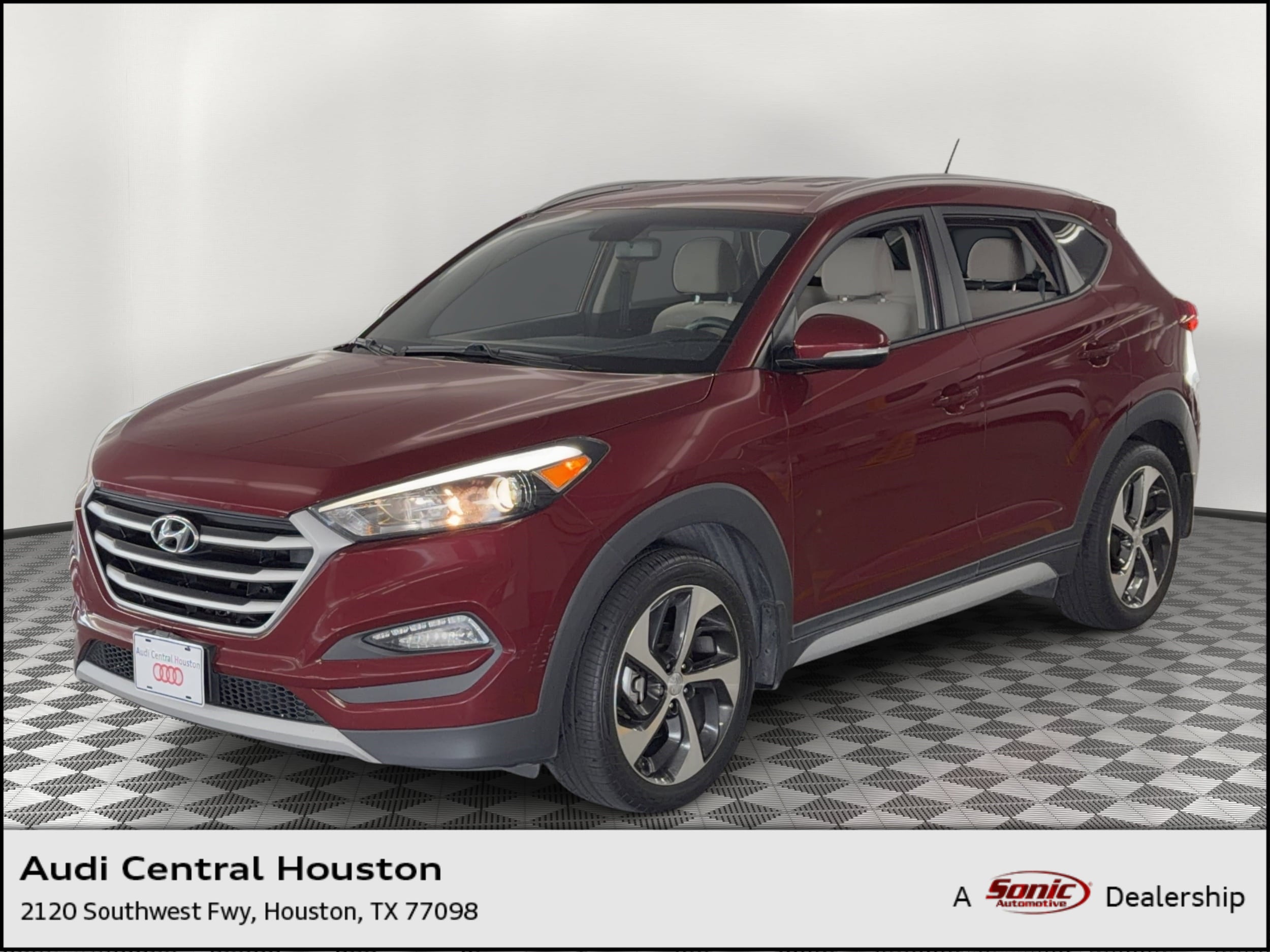 2017 Hyundai Tucson Sport FWD's photo