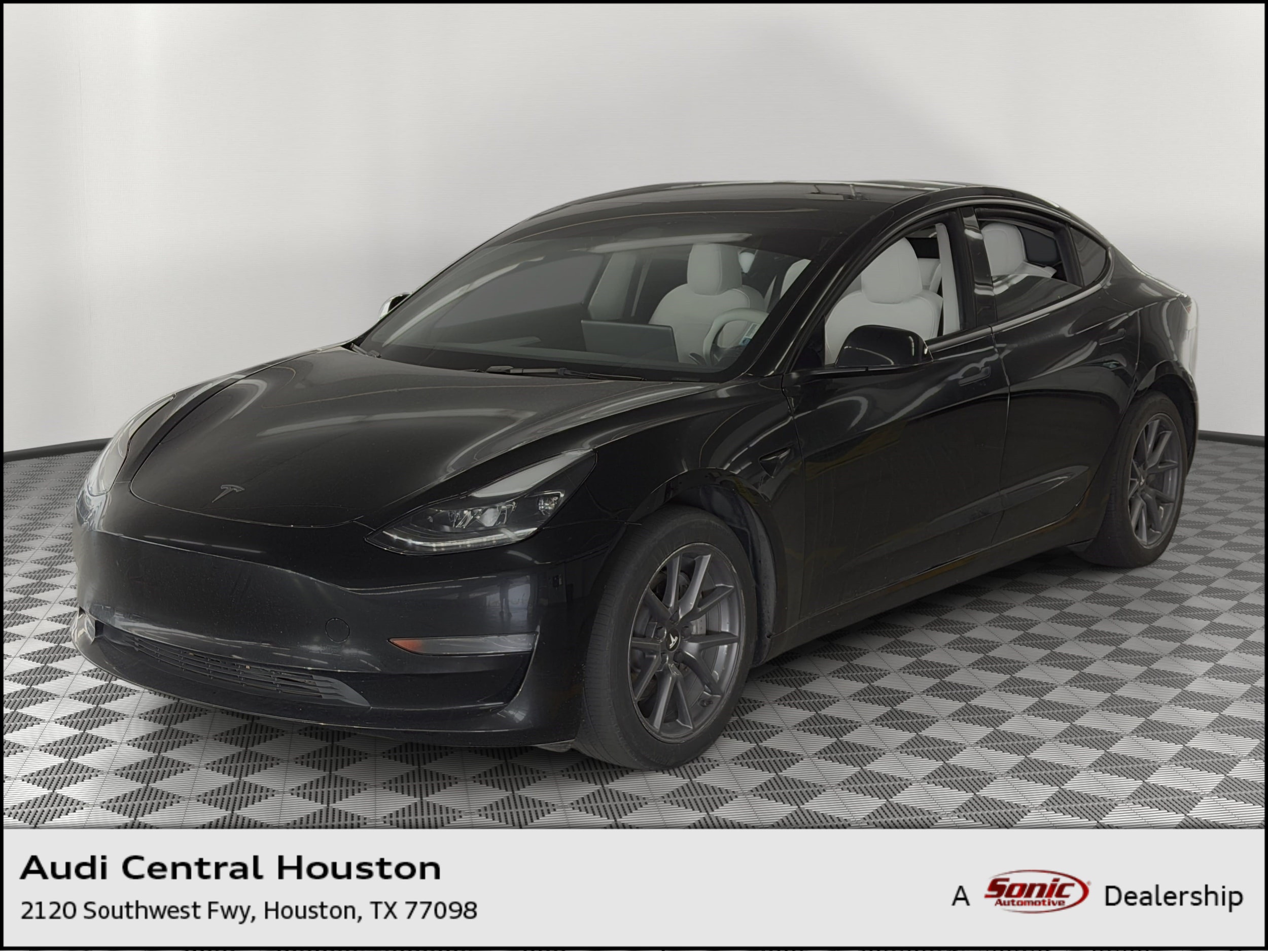 Model 3 Model 3 Rear-Wheel Drive (RWD) Sedan