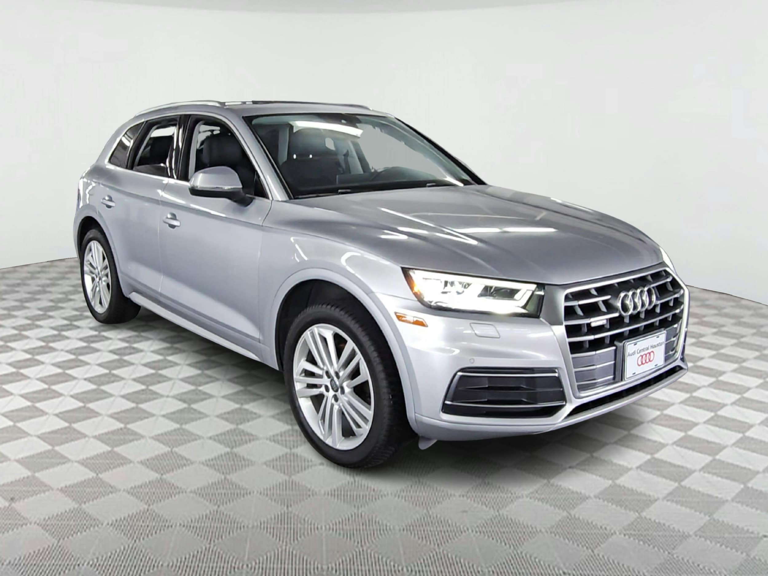 Used 2018 Audi Q5 Premium Plus with VIN WA1BNAFY4J2111826 for sale in Houston, TX