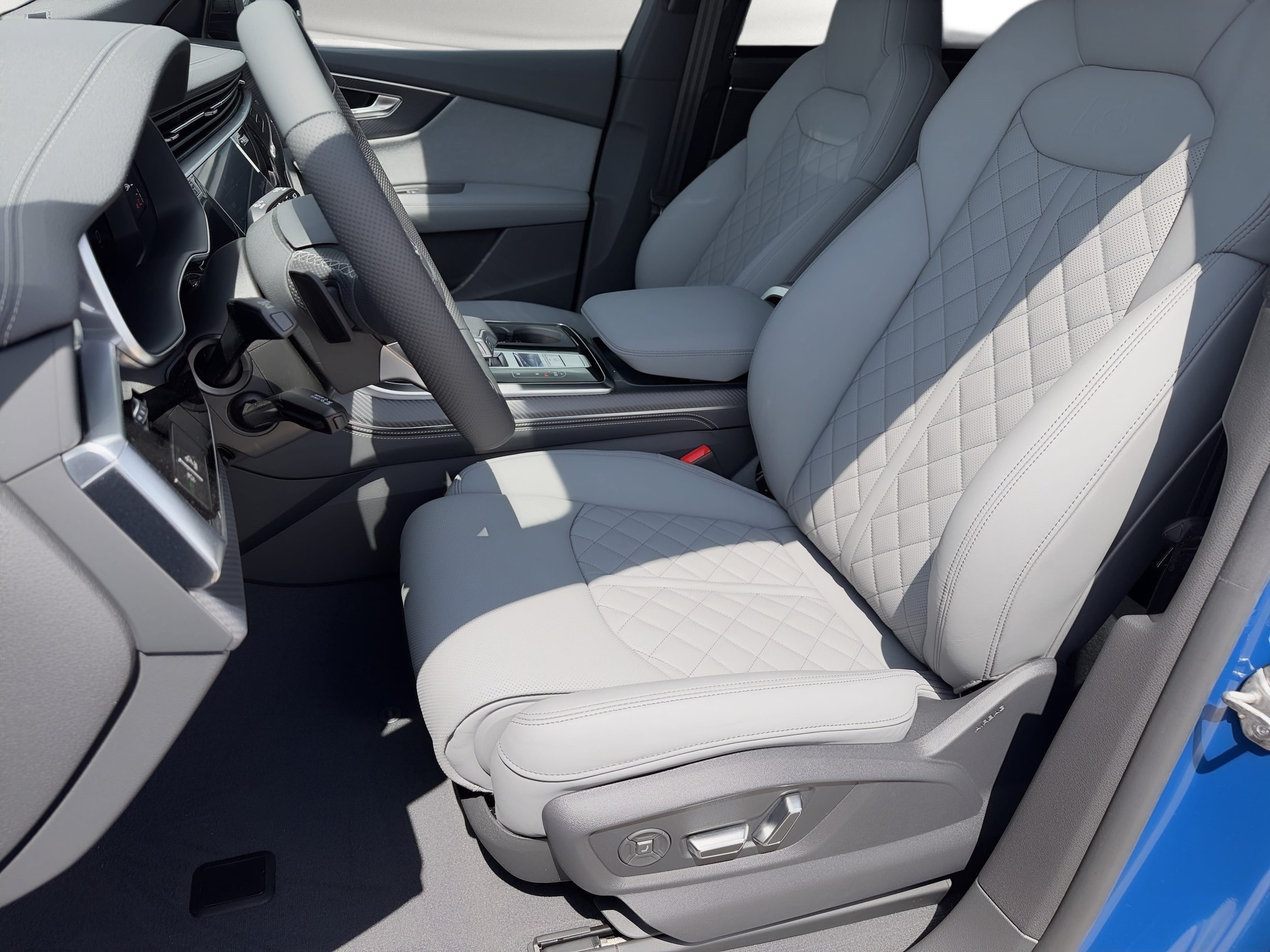 SQ8 Prestige SUV