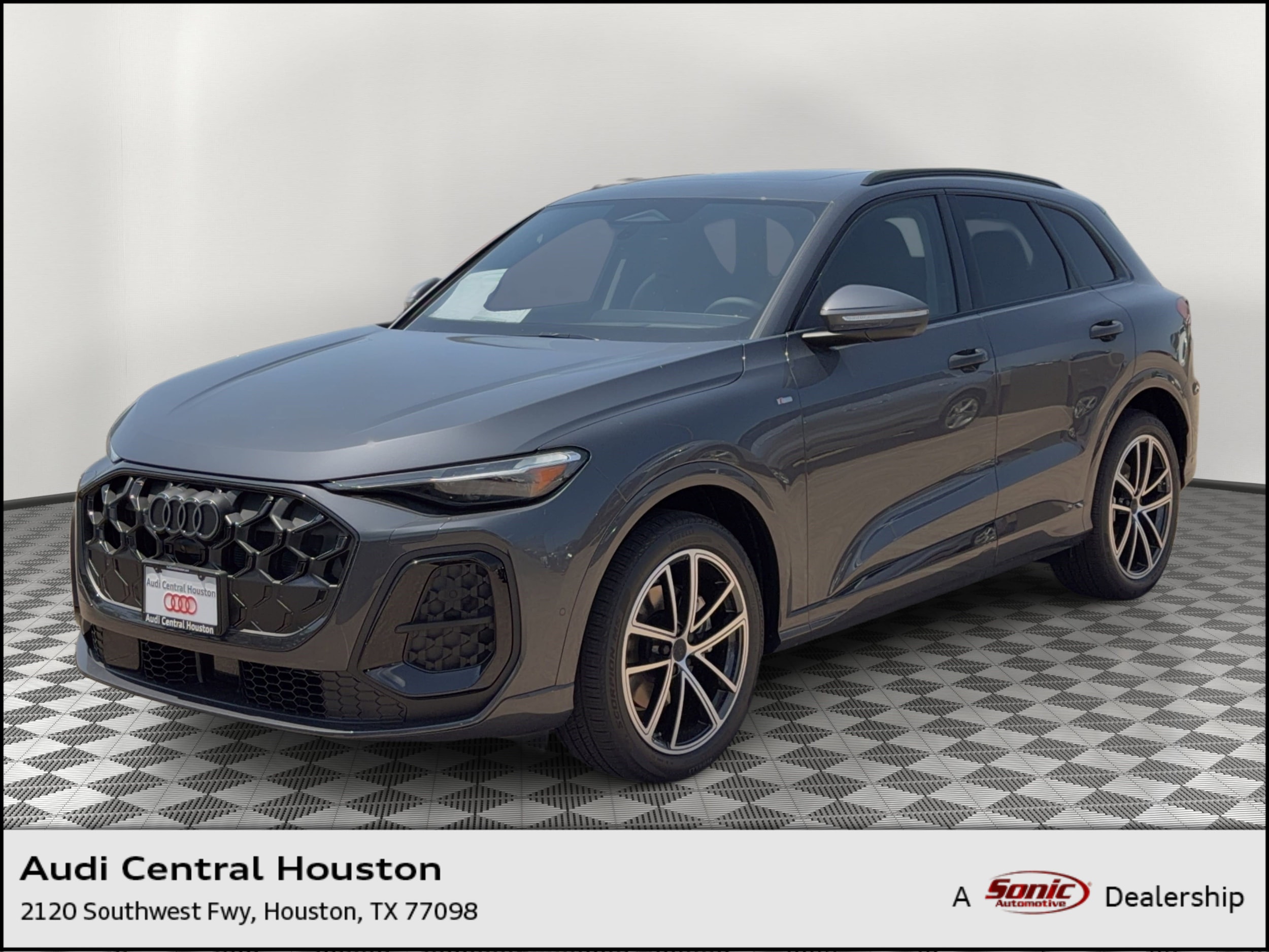 2026 Audi Q5 Prestige quattro's photo