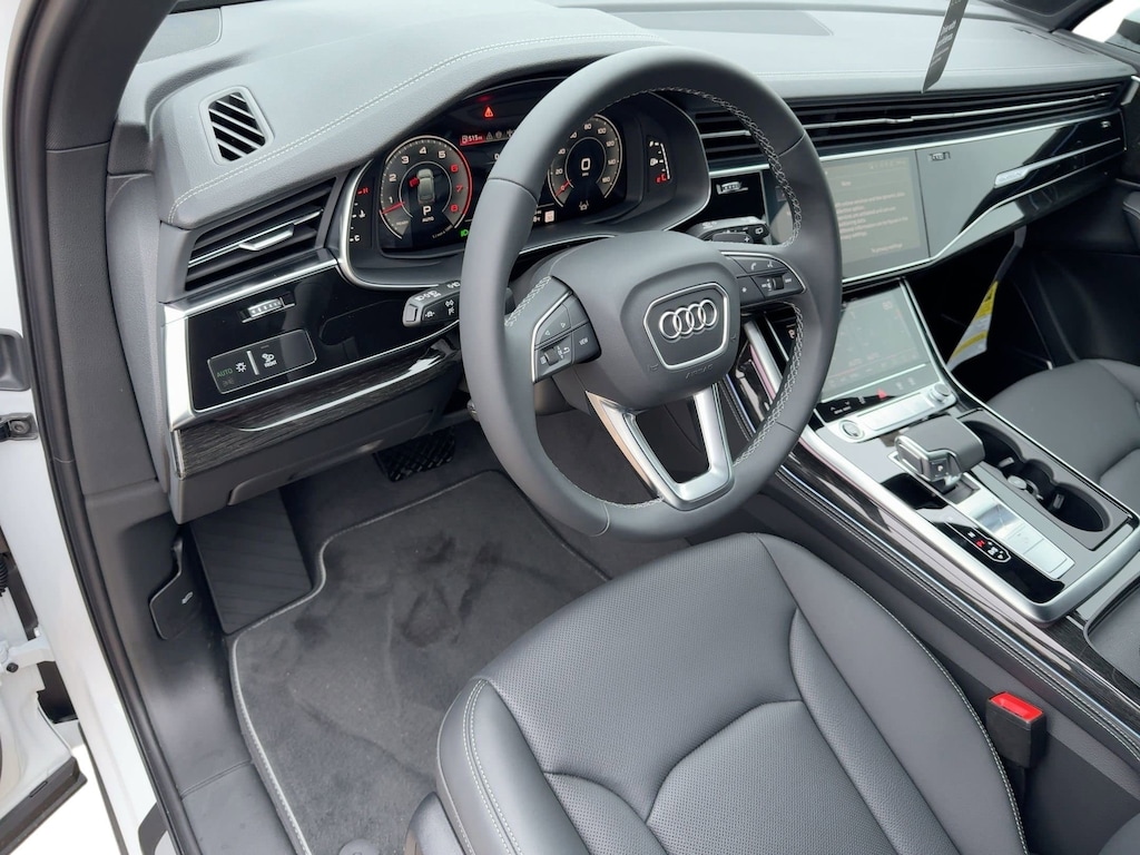 New 2026 Audi Q7 55 Premium Plus SUV