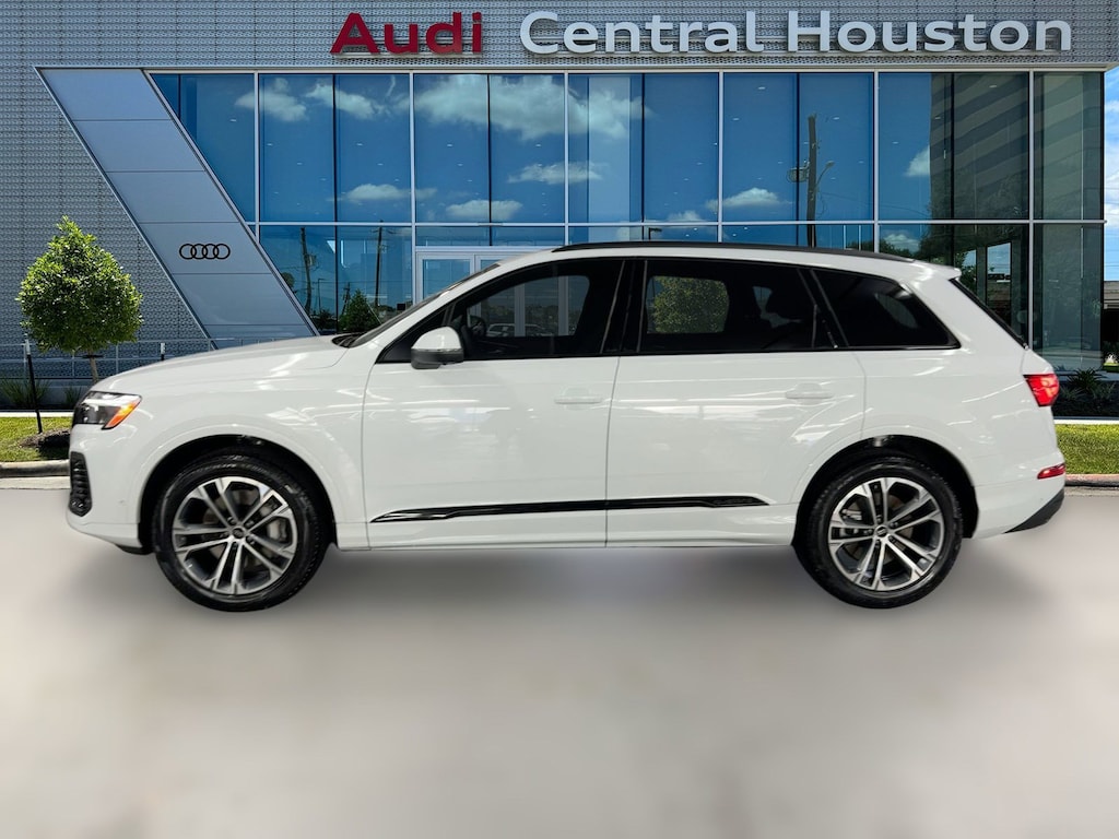 New 2026 Audi Q7 55 Premium SUV