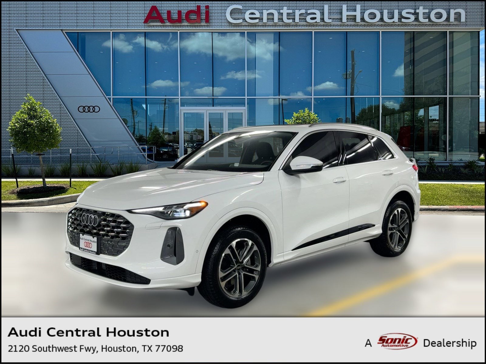 2025 Audi New Q5 Premium Plus's photo