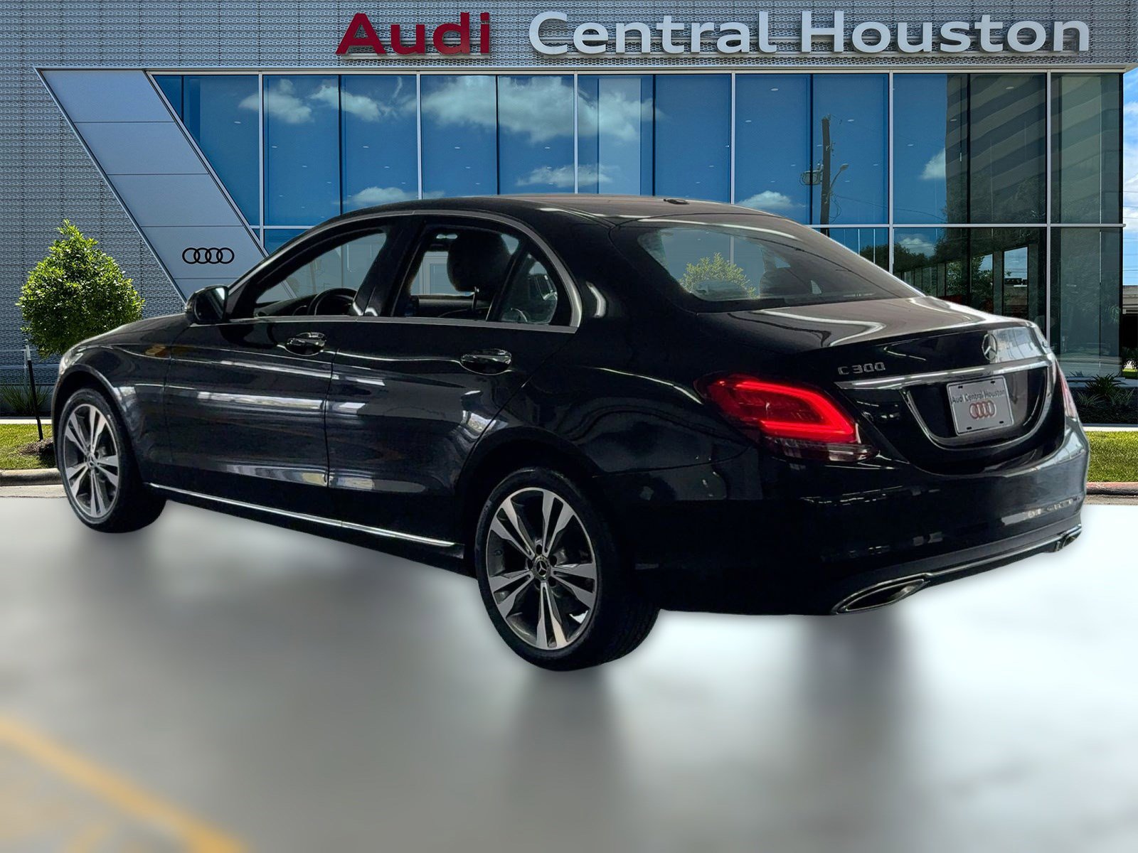 2021 Mercedes Benz C 300 Sedan photo 3