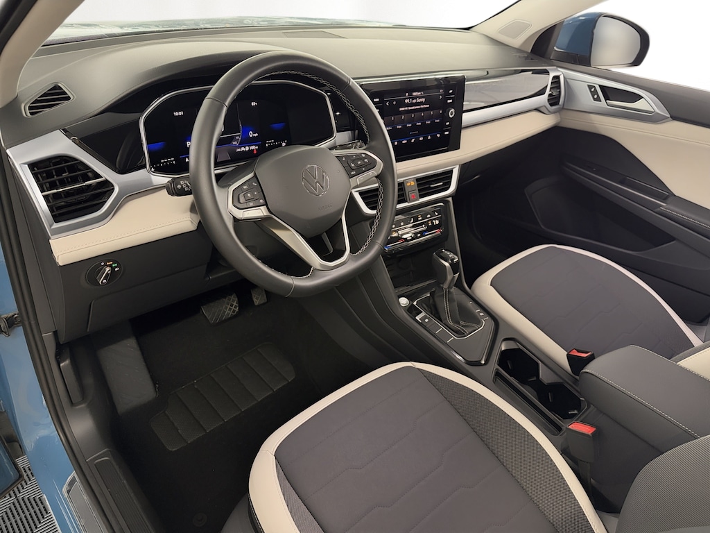 Certified 2025 Volkswagen Taos SE SUV