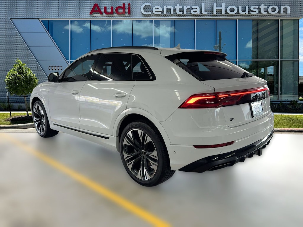 New 2025 Audi Q8 Premium Plus SUV