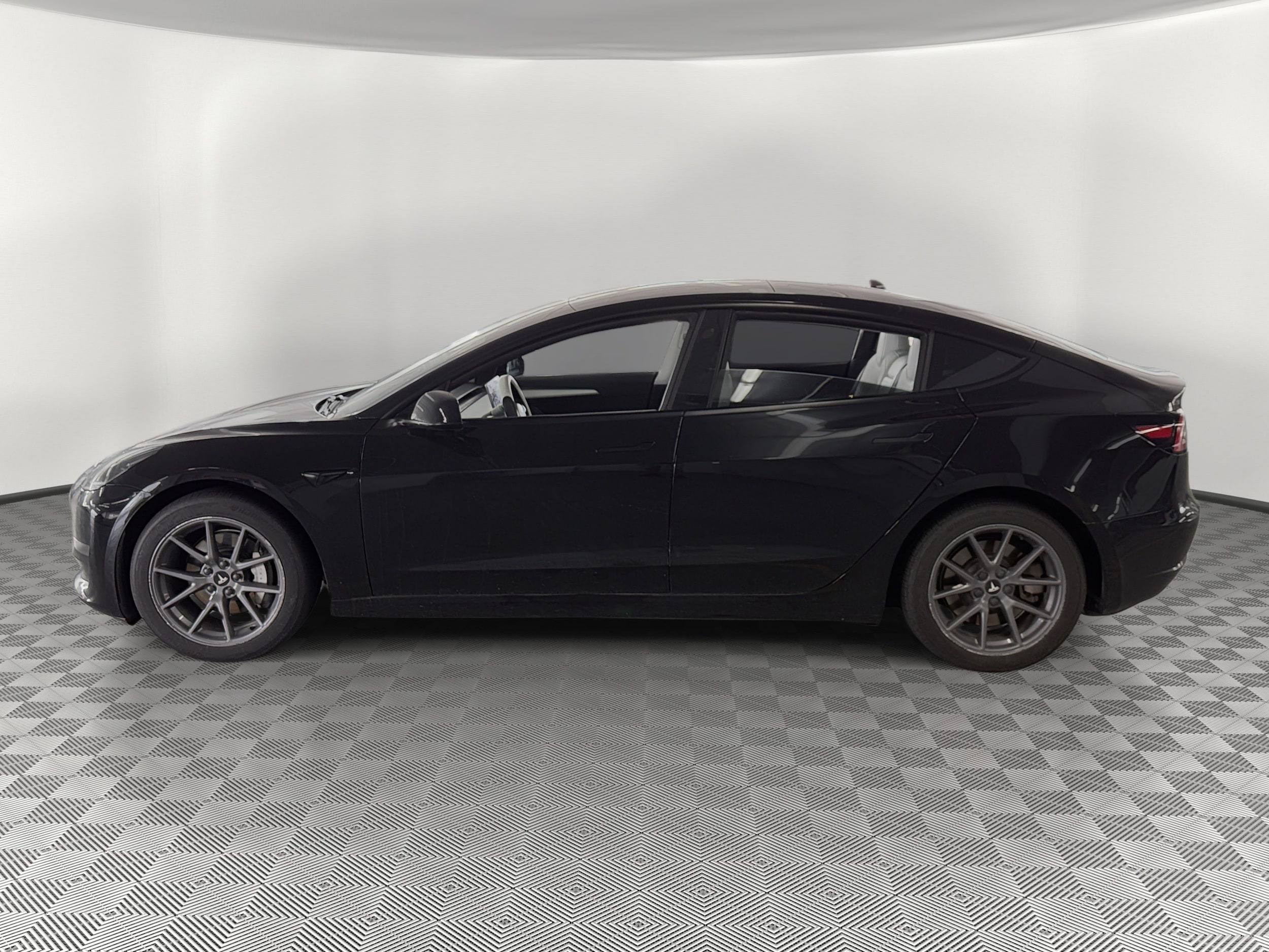 Model 3 Model 3 Rear-Wheel Drive (RWD) Sedan