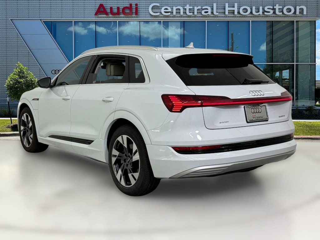 Used 2022 Audi e-tron Premium SUV
