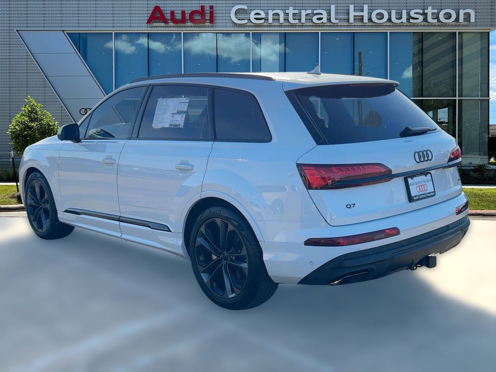 New 2026 Audi Q7 55 Premium Plus SUV