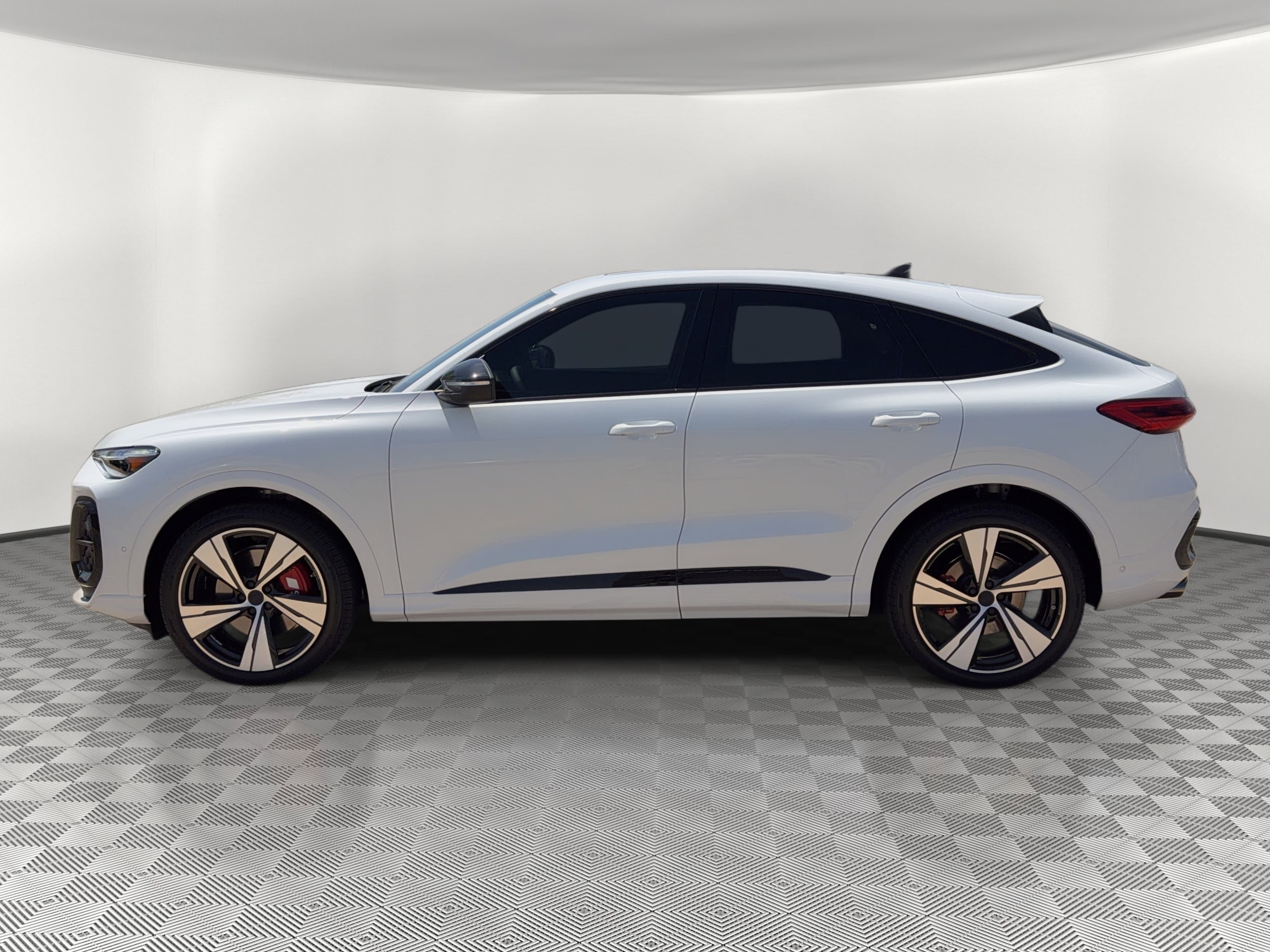 SQ5 Sportback Premium Plus SUV