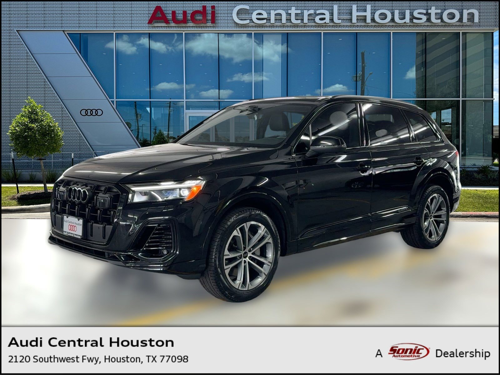 2026 Audi Q7 Premium's photo