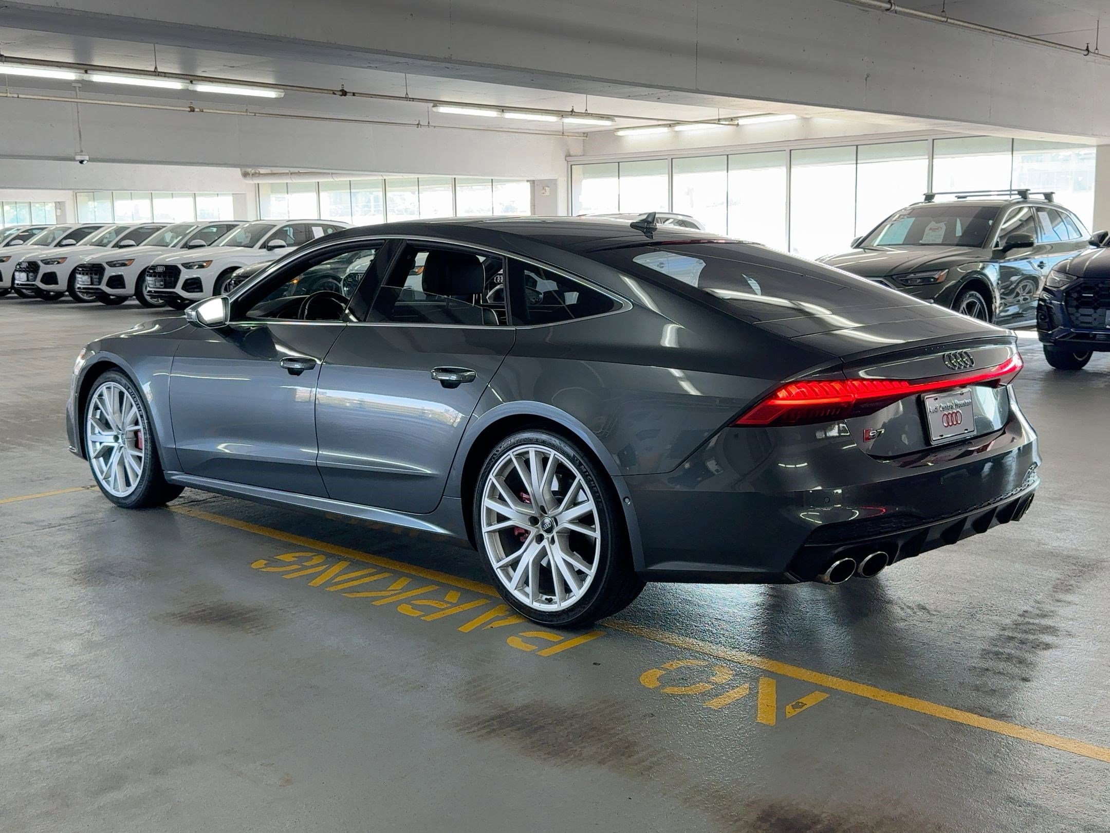 2020 Audi S7 Prestige photo 3