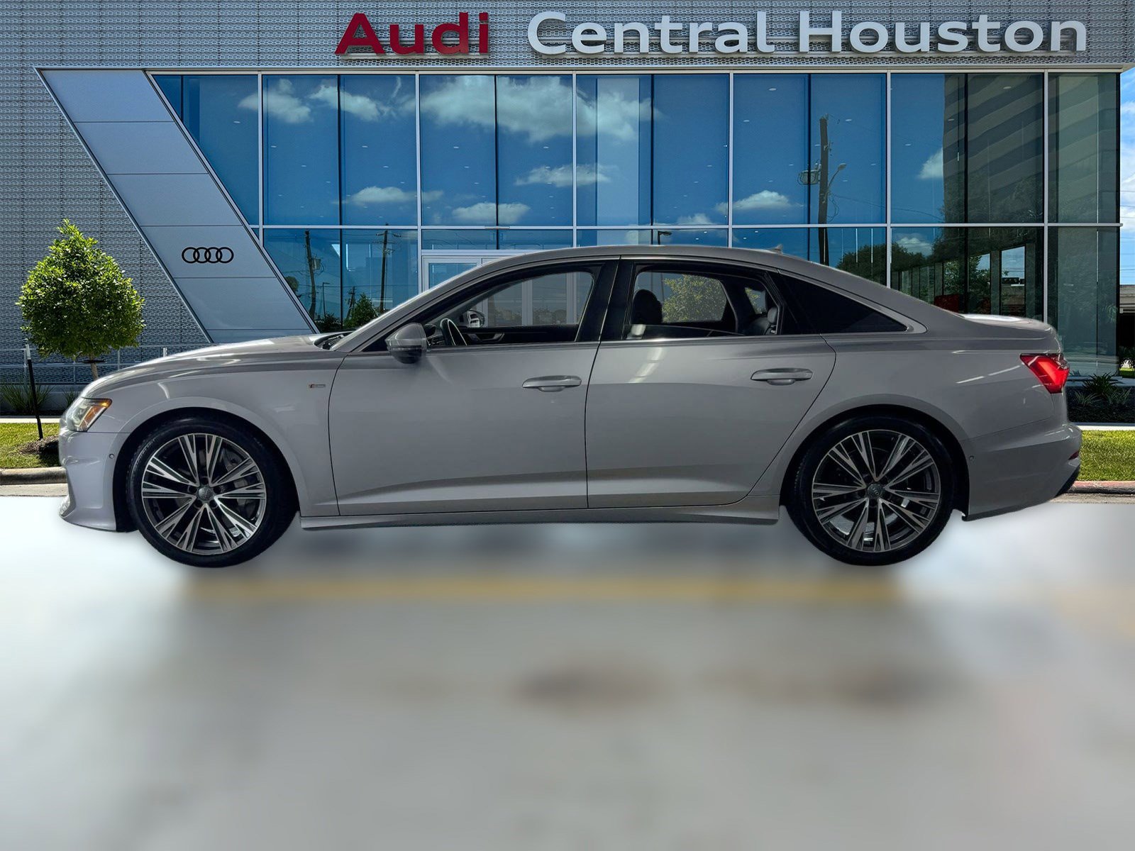 2019 Audi A6 Quattro Premium Plus photo 2
