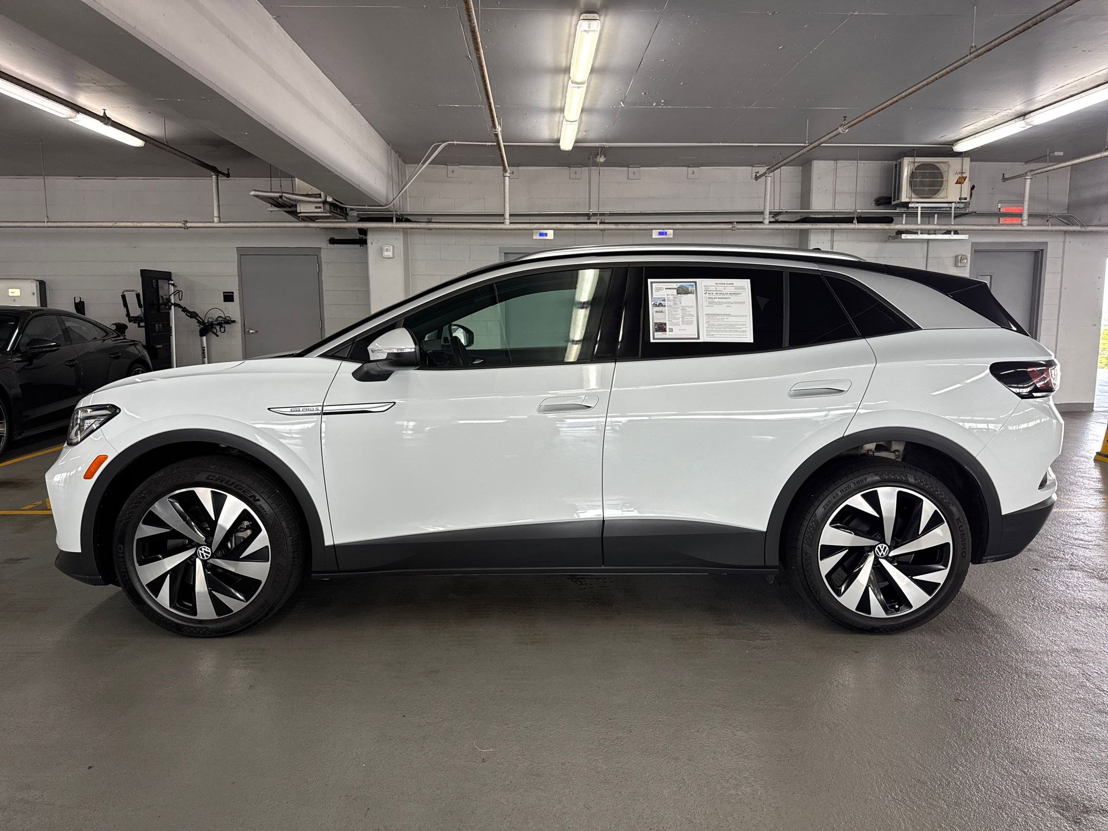 2021 Volkswagen ID.4 Pro S Gradient photo 2