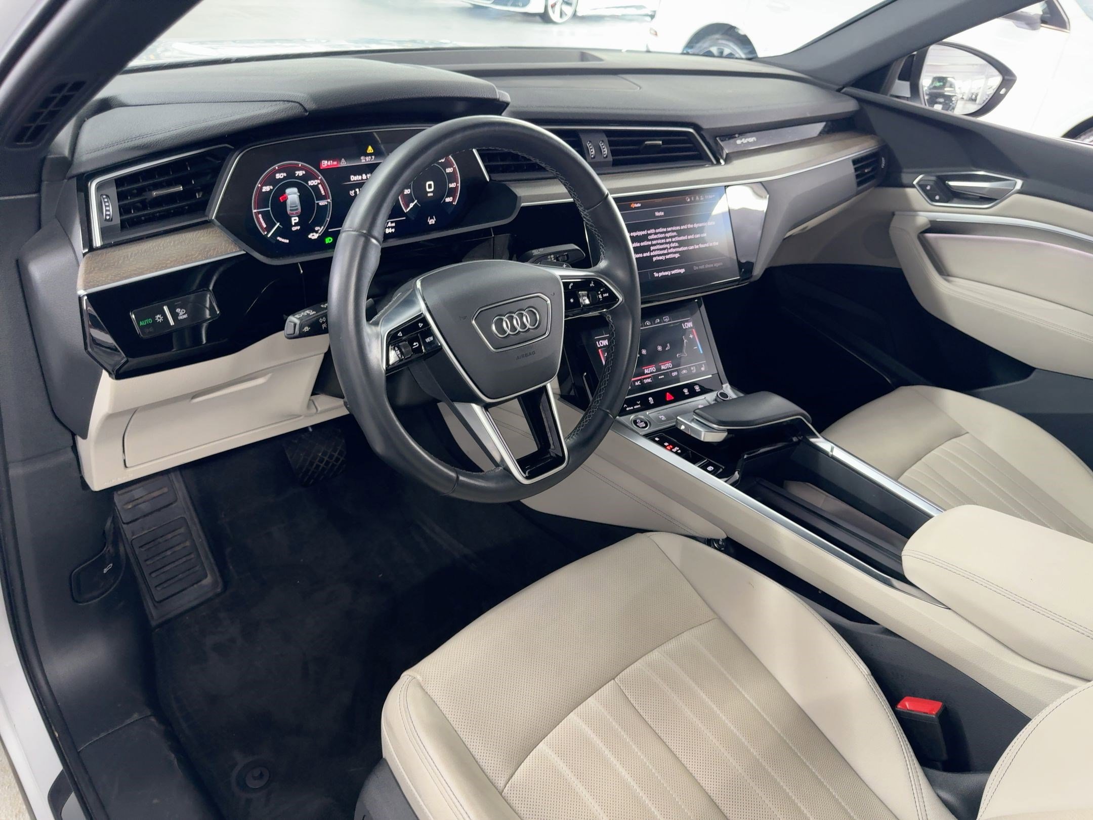 2023 Audi e-tron Sportback S line Premium Plus photo 4