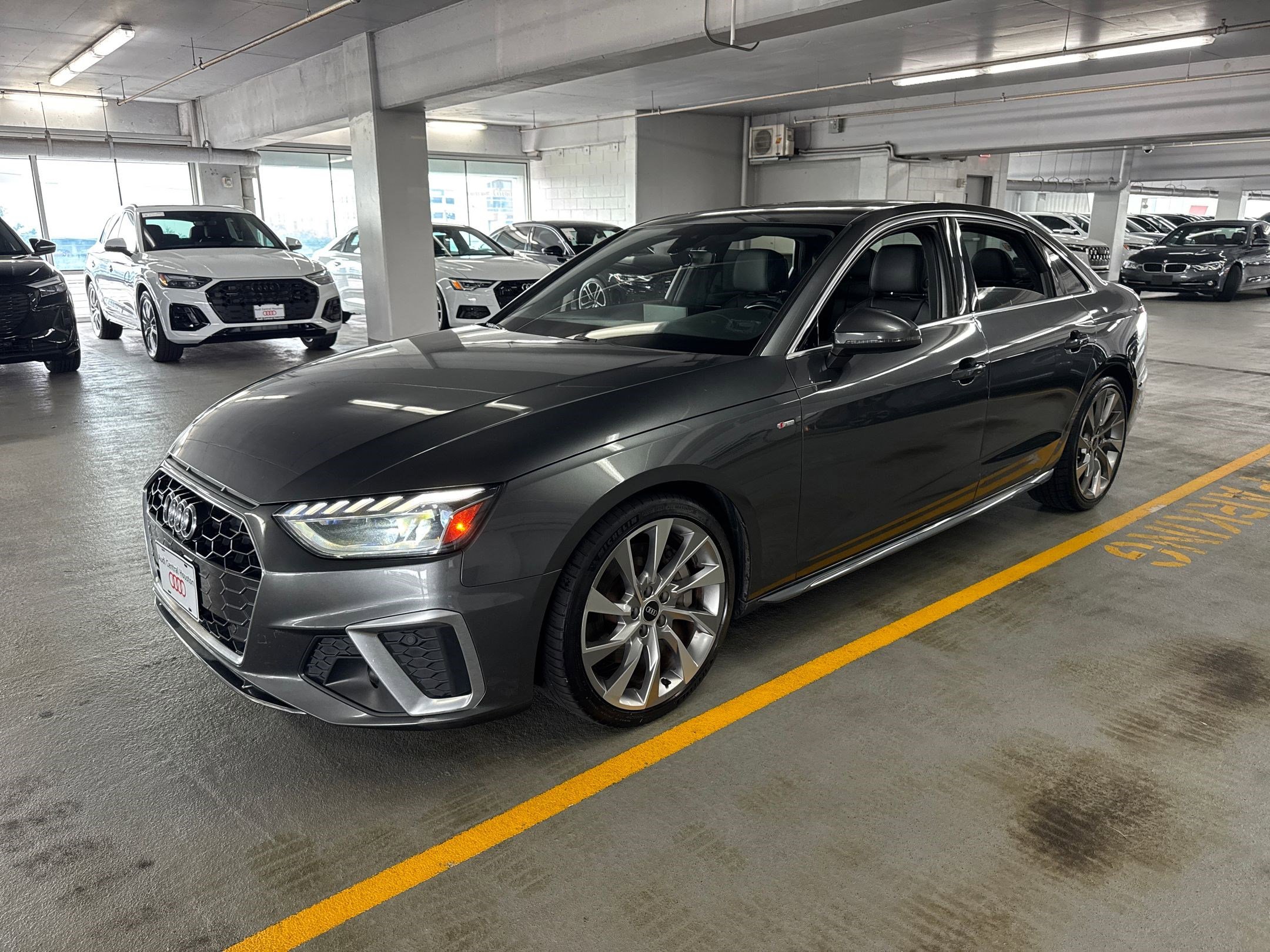 2021 Audi A4 S line Premium Plus photo 3