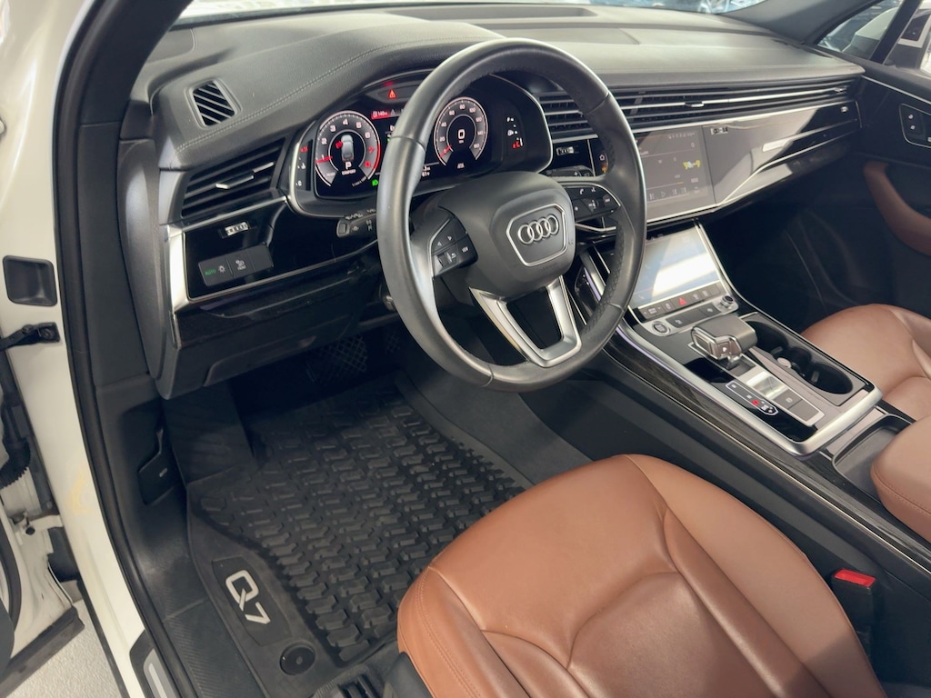 Used 2023 Audi Q7 Premium SUV