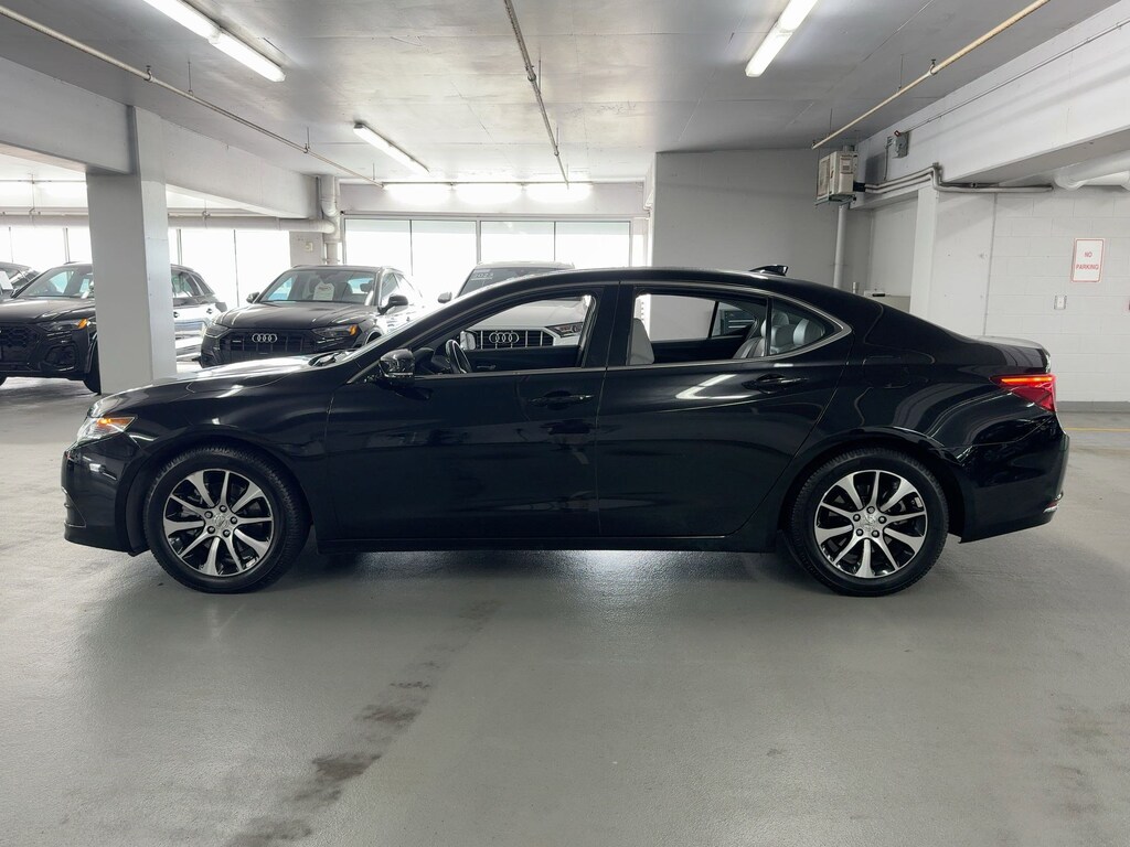 Used 2017 Acura TLX w/Technology Pkg Sedan