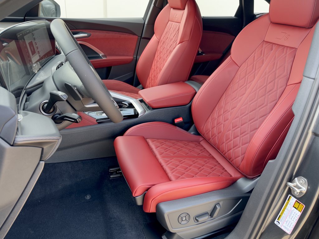 SQ5 Sportback Prestige SUV