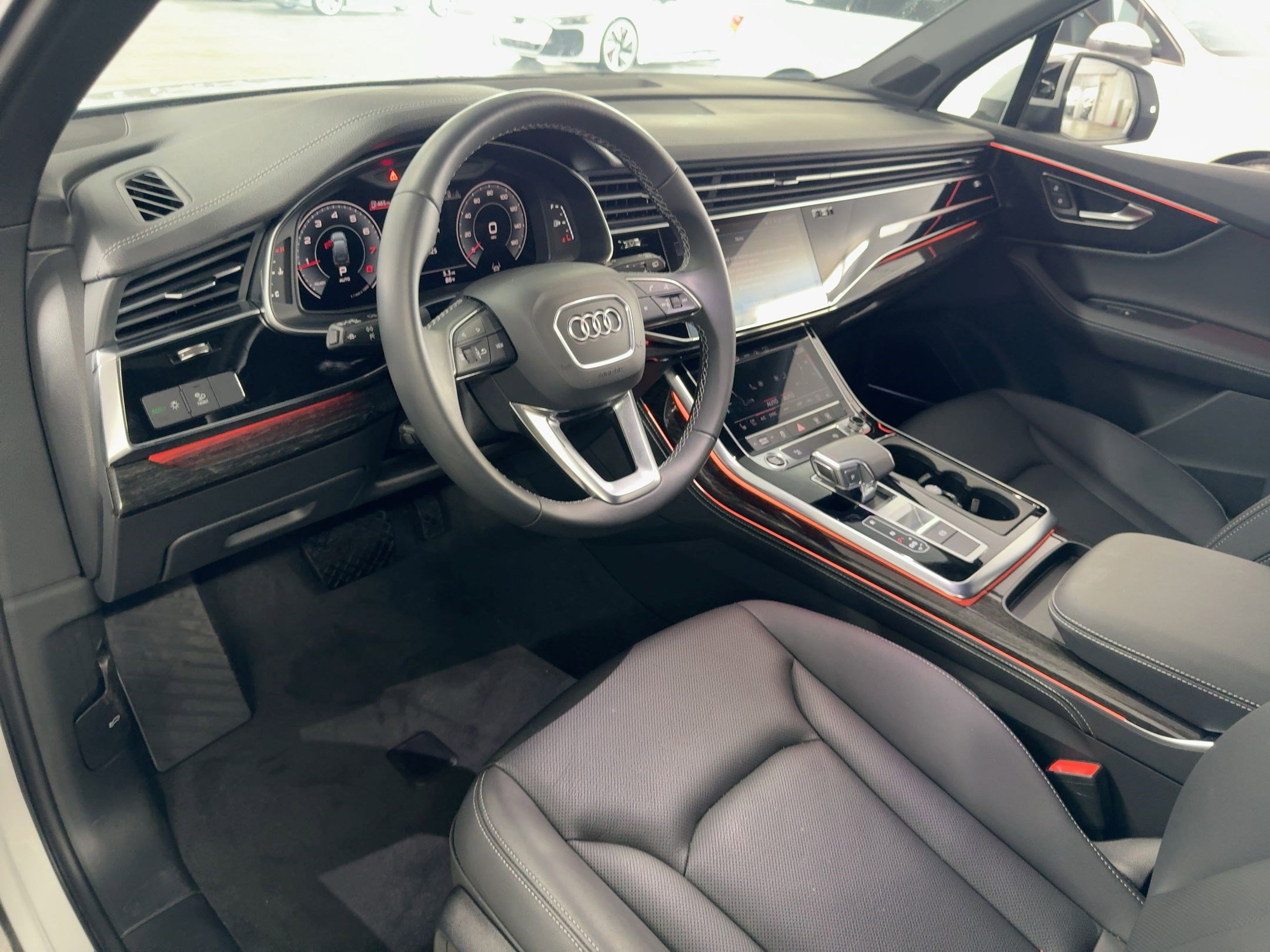 2025 Audi Q7 Premium Plus photo 3
