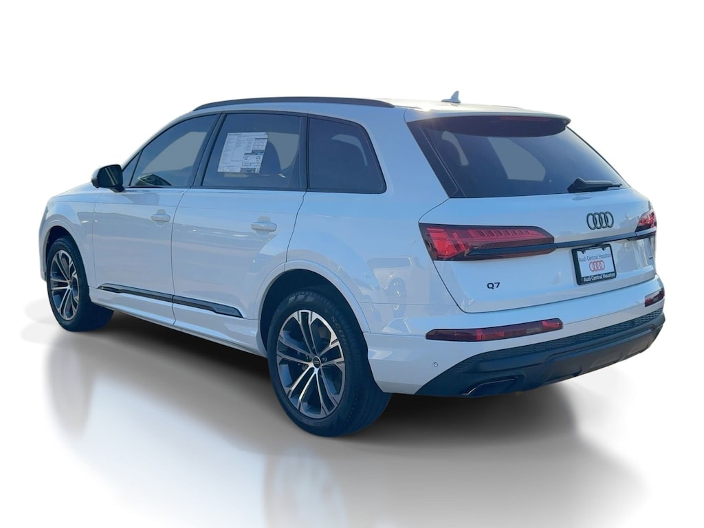New 2026 Audi Q7 45 Premium SUV