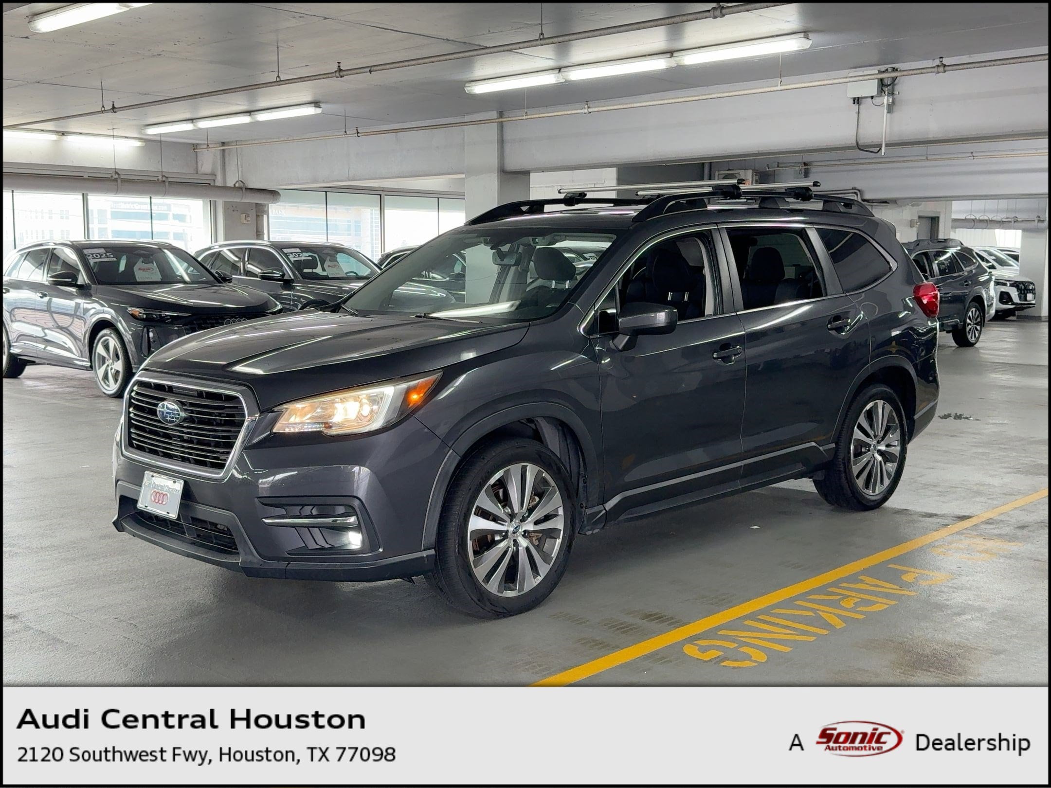 2019 Subaru Ascent Premium's photo