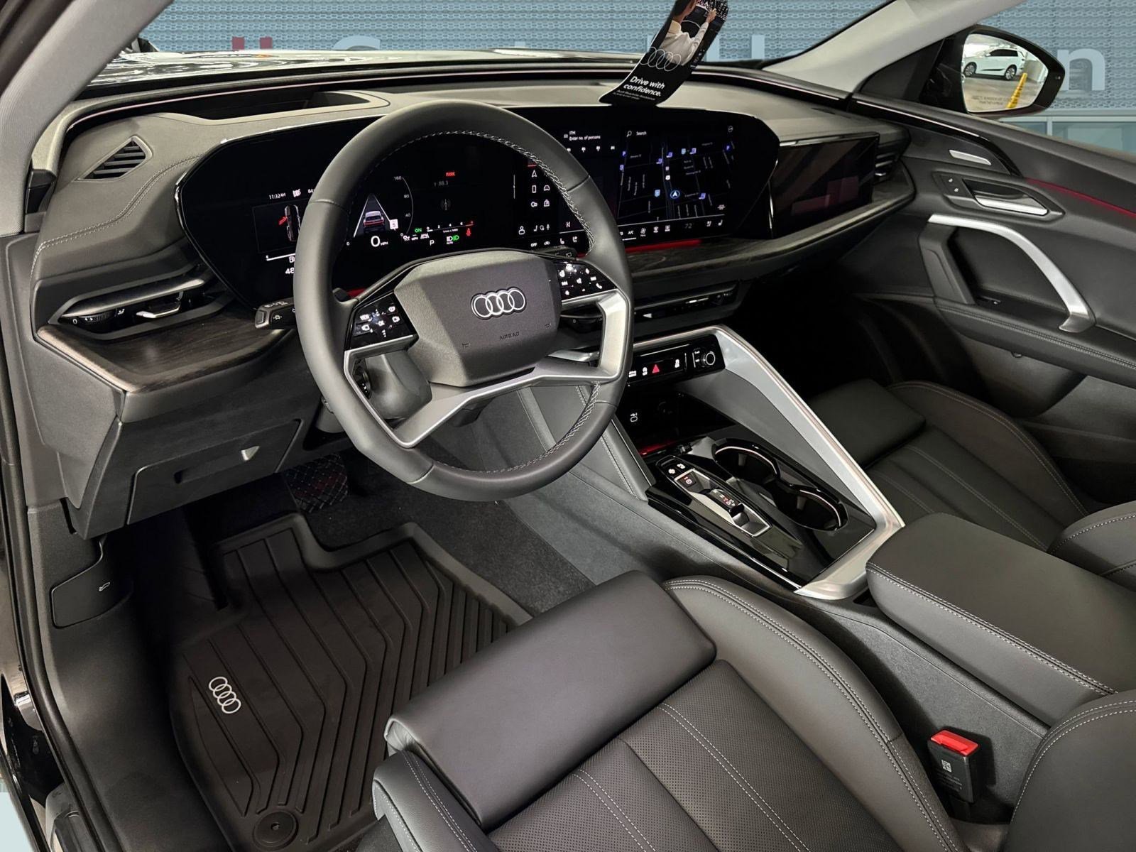 2025 Audi Q5 2.0T Prestige photo 3