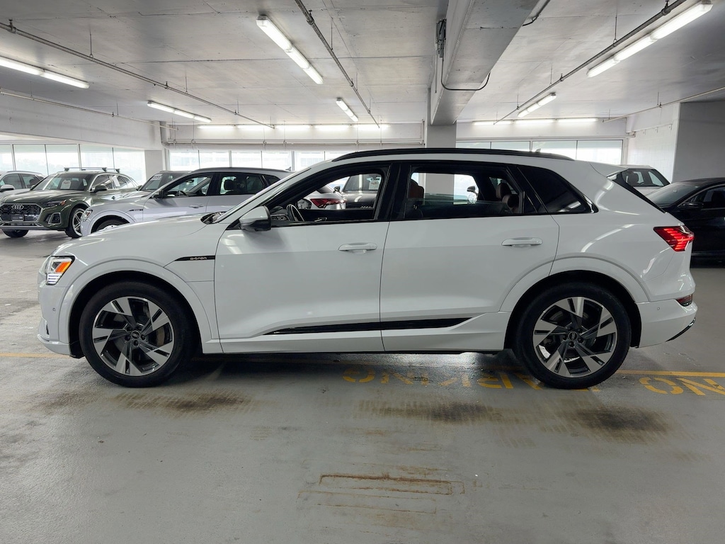 Used 2022 Audi e-tron Premium SUV