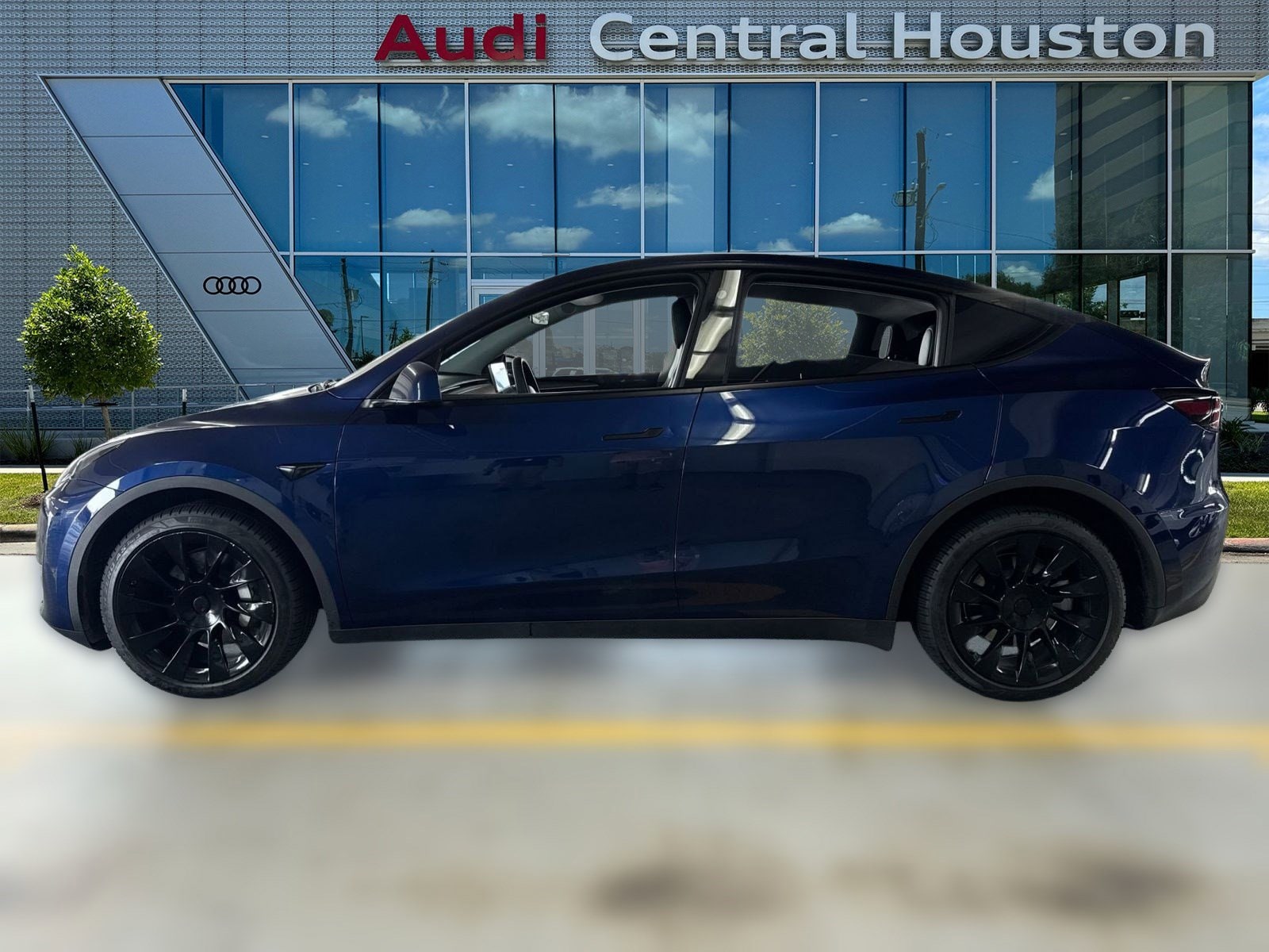 Used 2023 Tesla Model Y Long Range with VIN 7SAYGDEE6PA080412 for sale in Northfield, Minnesota