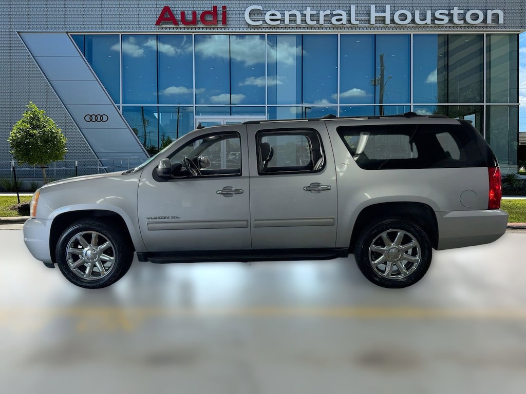 Used 2013 GMC Yukon XL 1500 SLT SUV