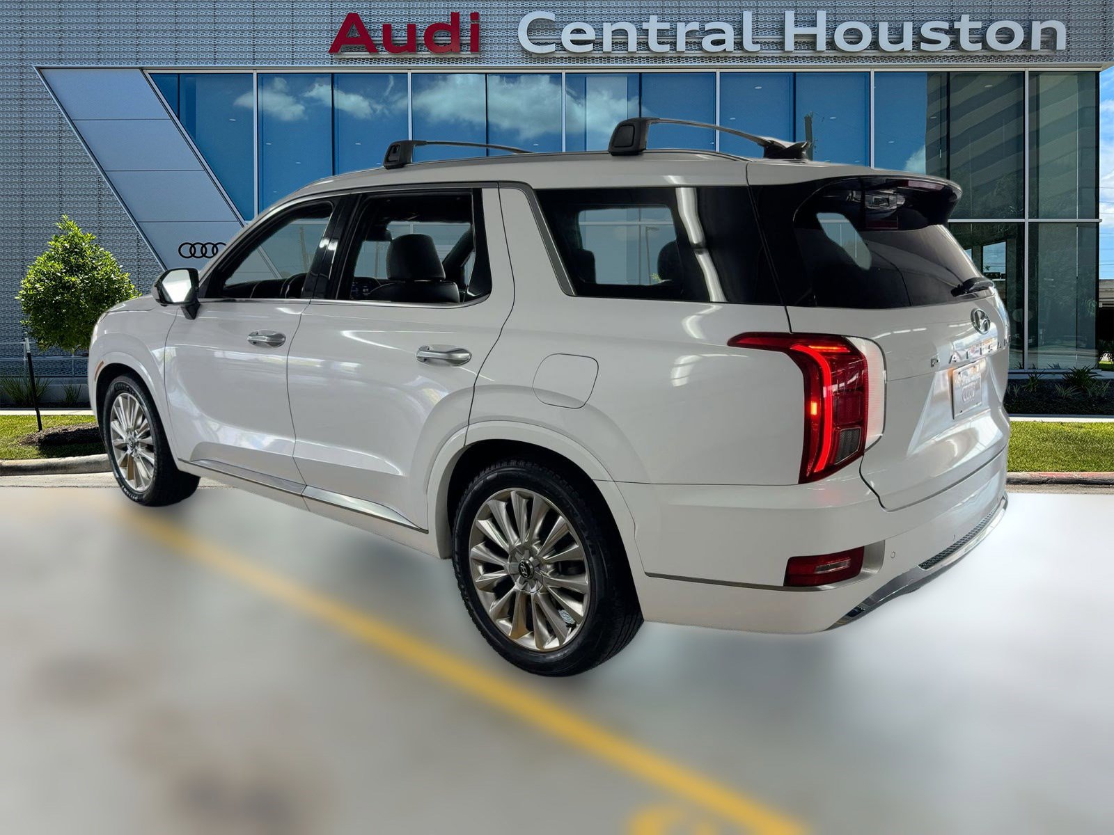 2020 Hyundai Palisade Limited photo 3