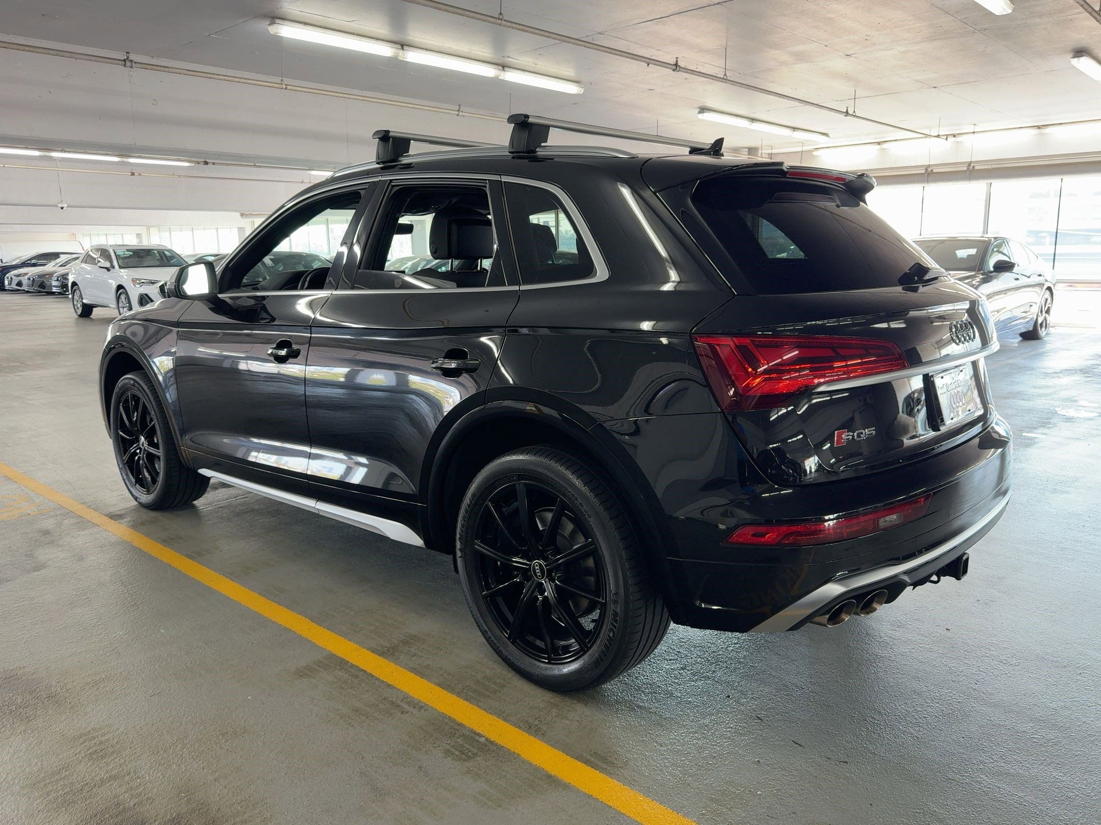 2022 Audi SQ5 Premium Plus photo 3