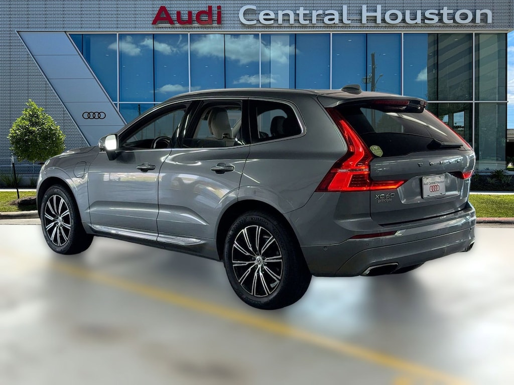 Used 2019 Volvo XC60 Hybrid Inscription SUV