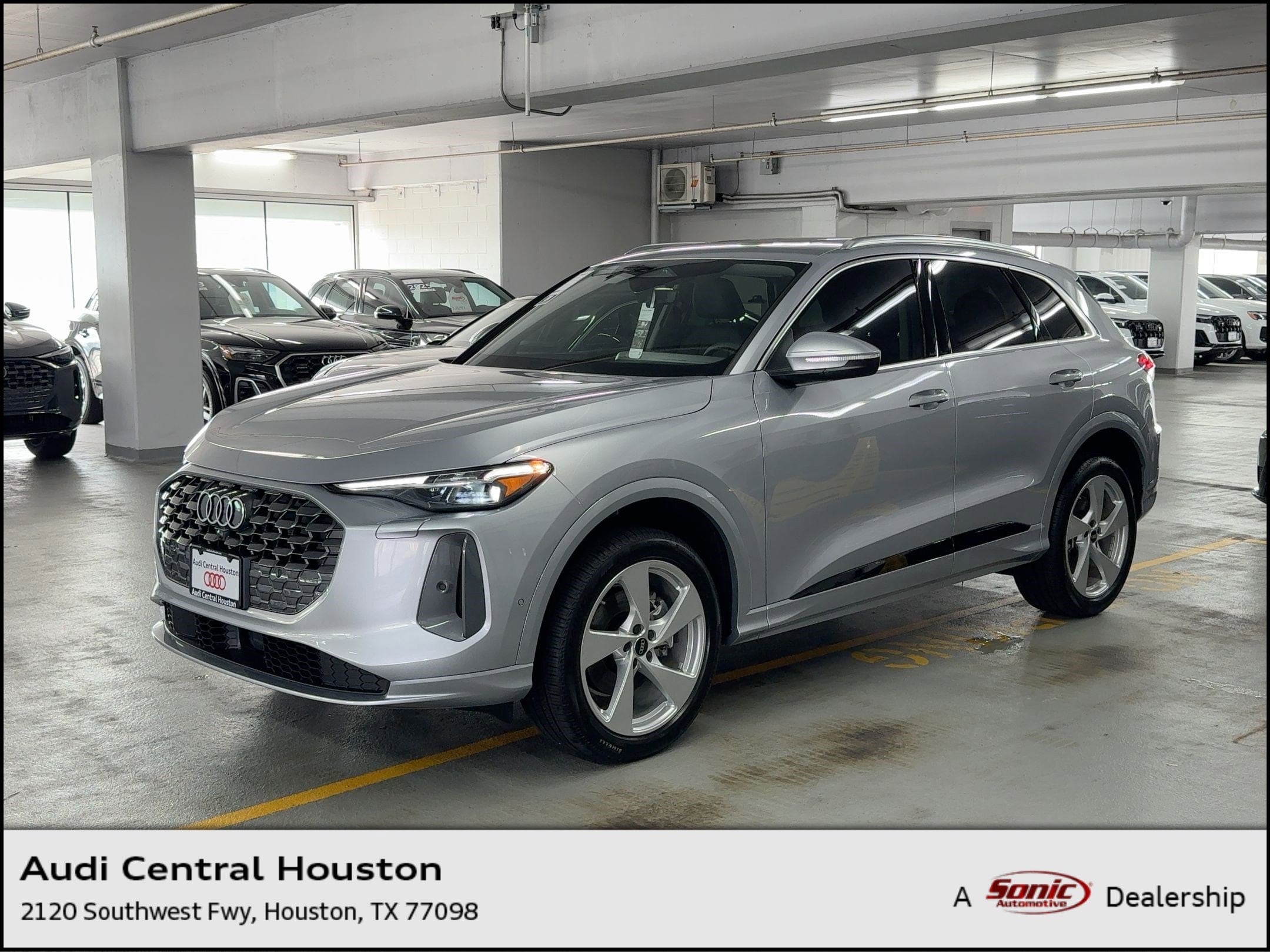 2025 Audi New Q5 Premium Plus's photo