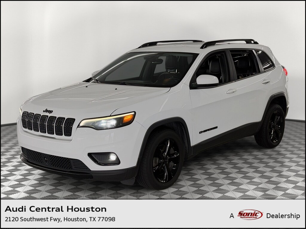 Used 2021 Jeep Cherokee Altitude SUV