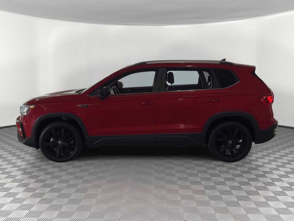 Used 2022 Volkswagen Taos SE SUV