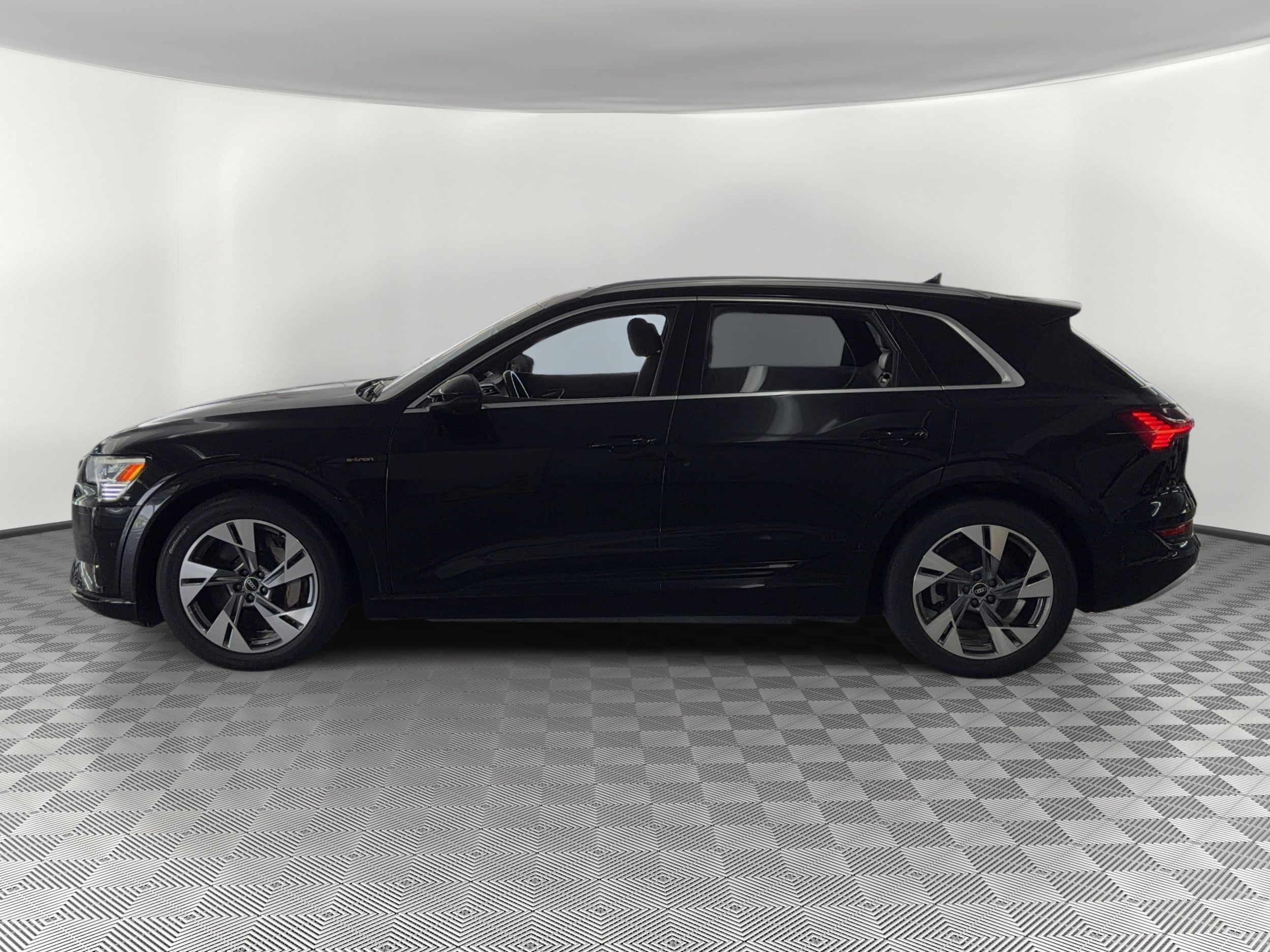 Certified 2022 Audi e-tron Premium Plus with VIN WA1LAAGE2NB007541 for sale in Houston, TX